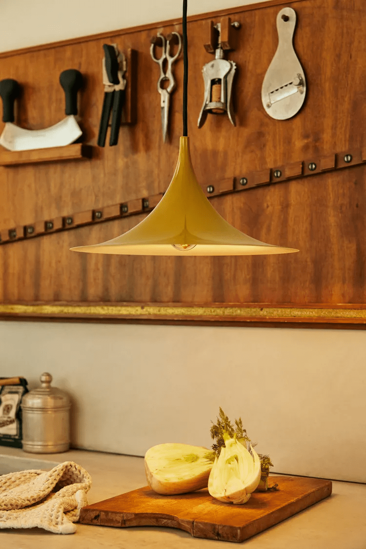 Semi Pendant Light - Blowlighting