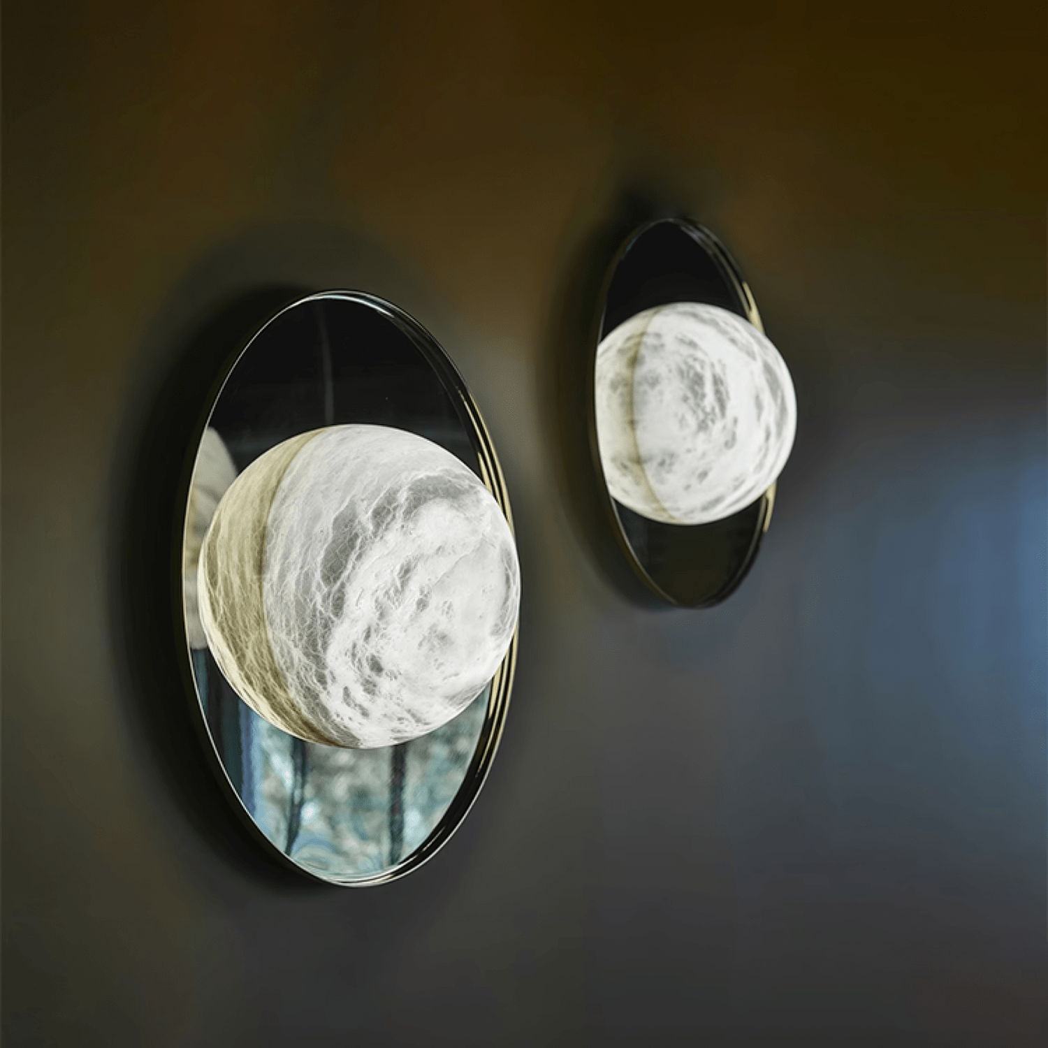 Lyra Modern Alabaster Wall Light - Blowlighting