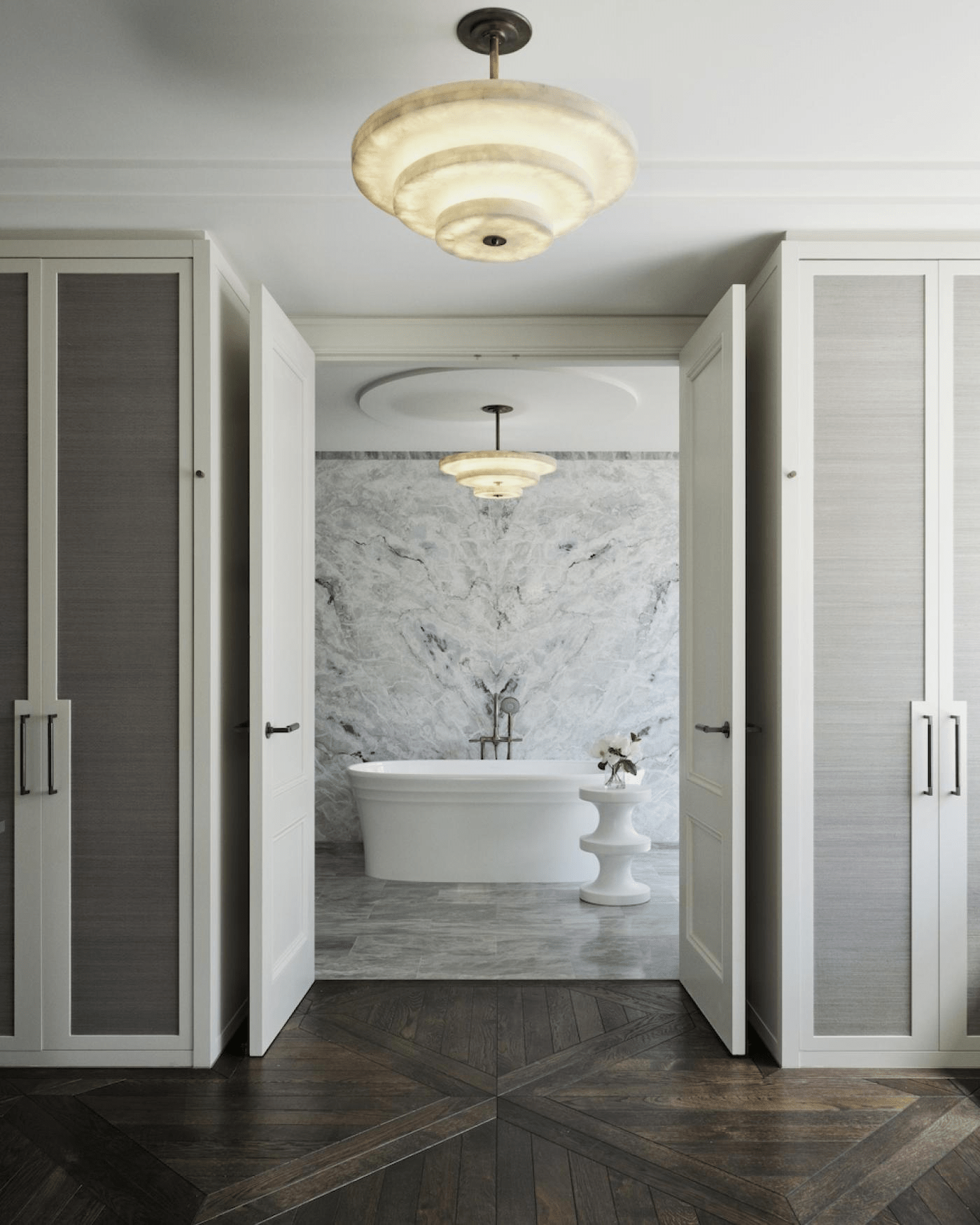 Liora Minimalist Alabaster Pendant Light - Blowlighting