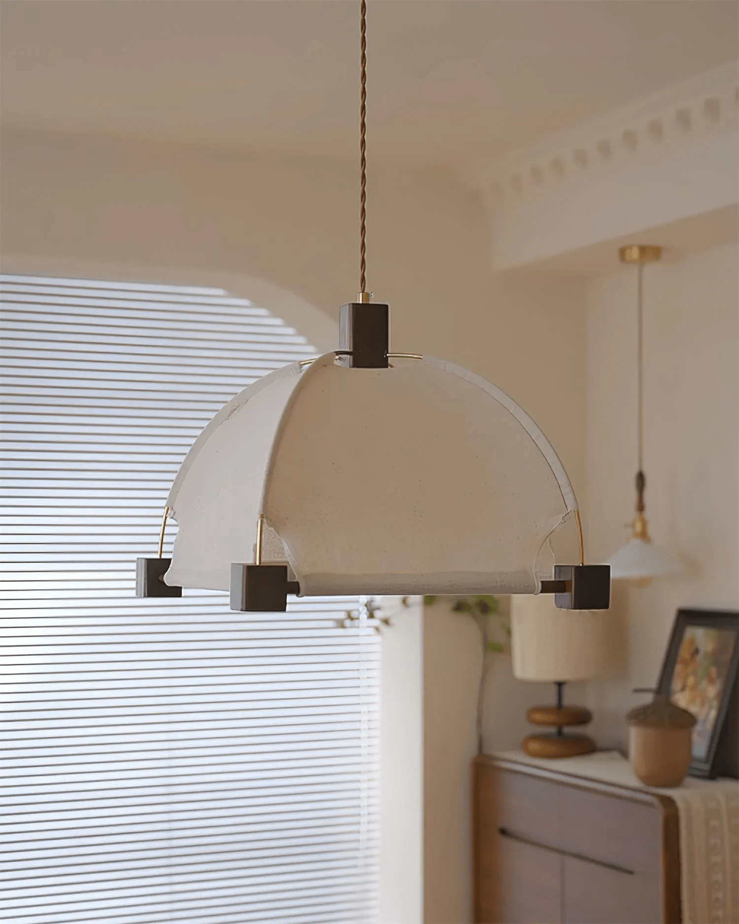 Phoebe Vintage Wood Pendant Lamp - Blowlighting