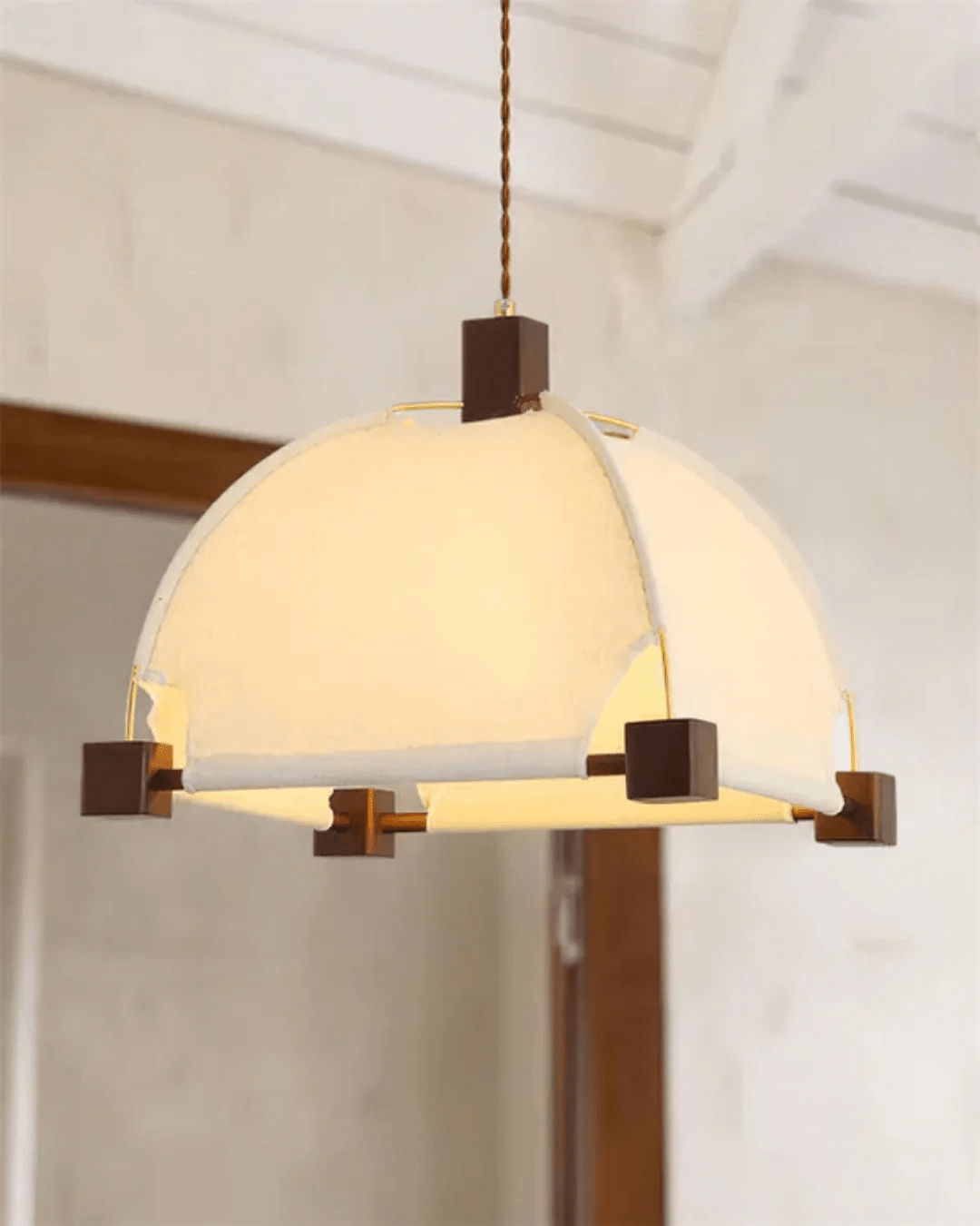 Phoebe Vintage Wood Pendant Lamp - Blowlighting