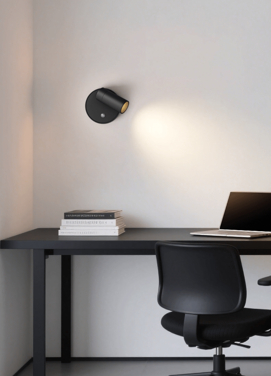 Luma Pivot Rechargeable Wall Light - Vakkerlight