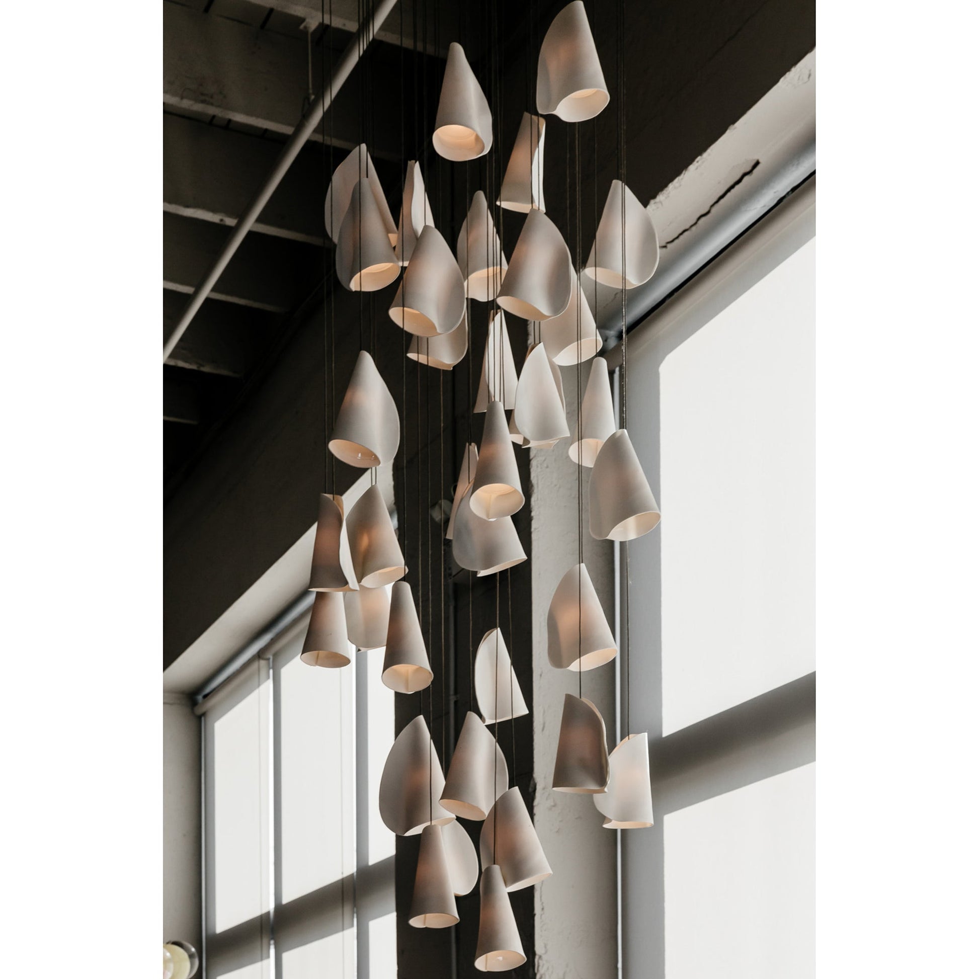 Olshaion Geometric Ceramic Pendant Light - Blowlighting