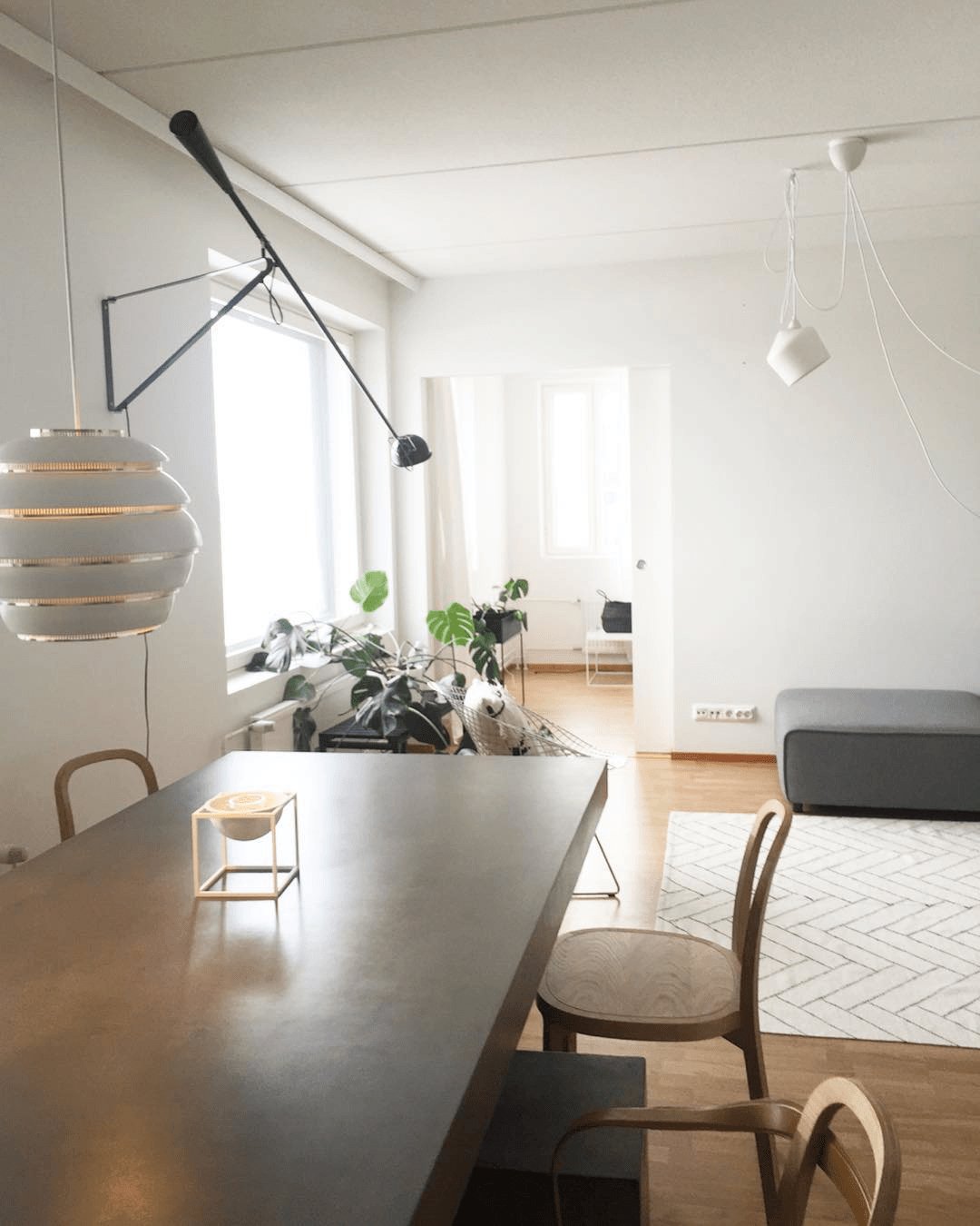 Long Arm Wall Lamp - Blowlighting