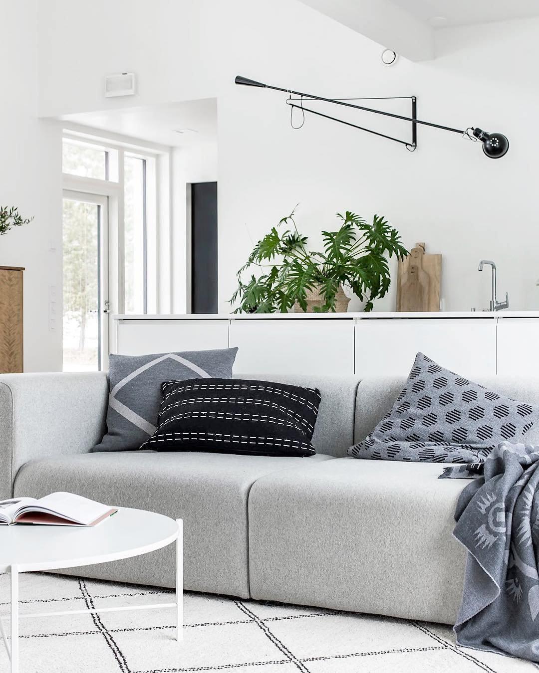 Long Arm Wall Lamp - Blowlighting
