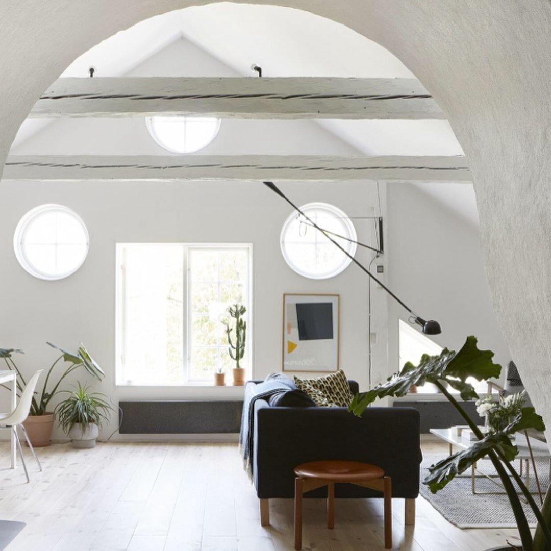 Long Arm Wall Lamp - Blowlighting