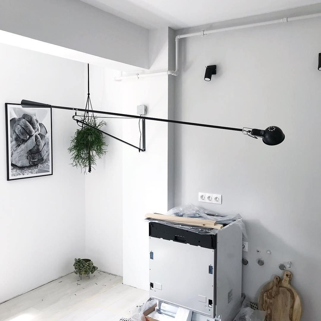 Long Arm Wall Lamp - Blowlighting