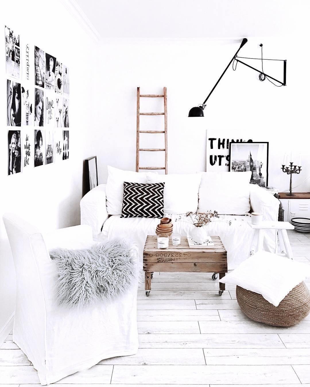 Long Arm Wall Lamp - Blowlighting