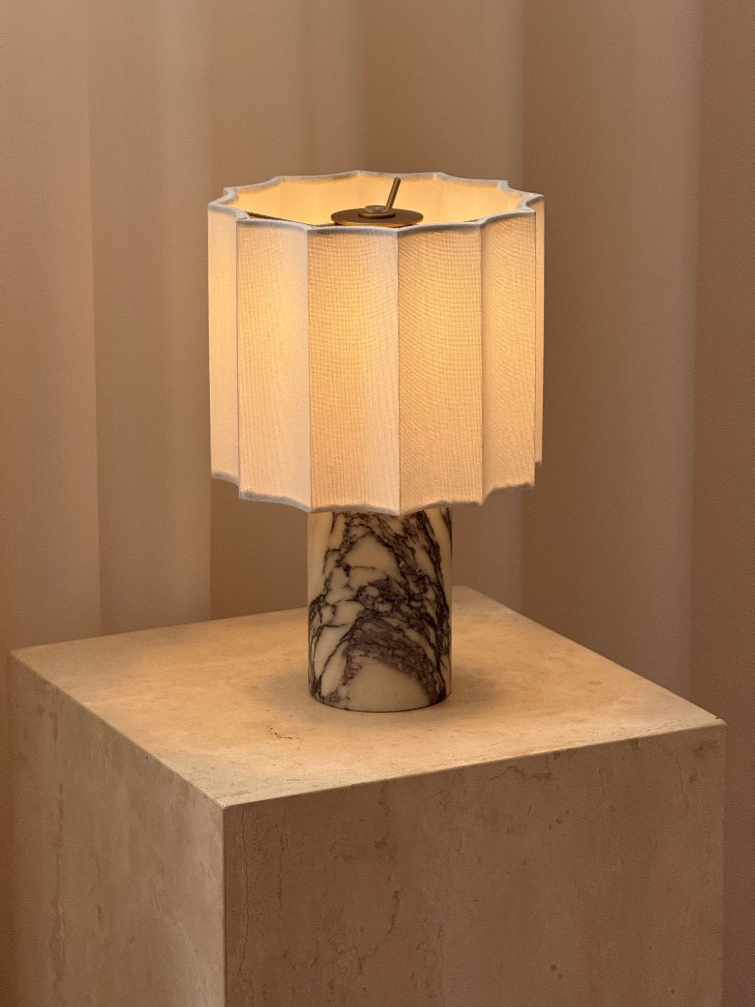 Orbis Veil Table Lamp - Blowlighting