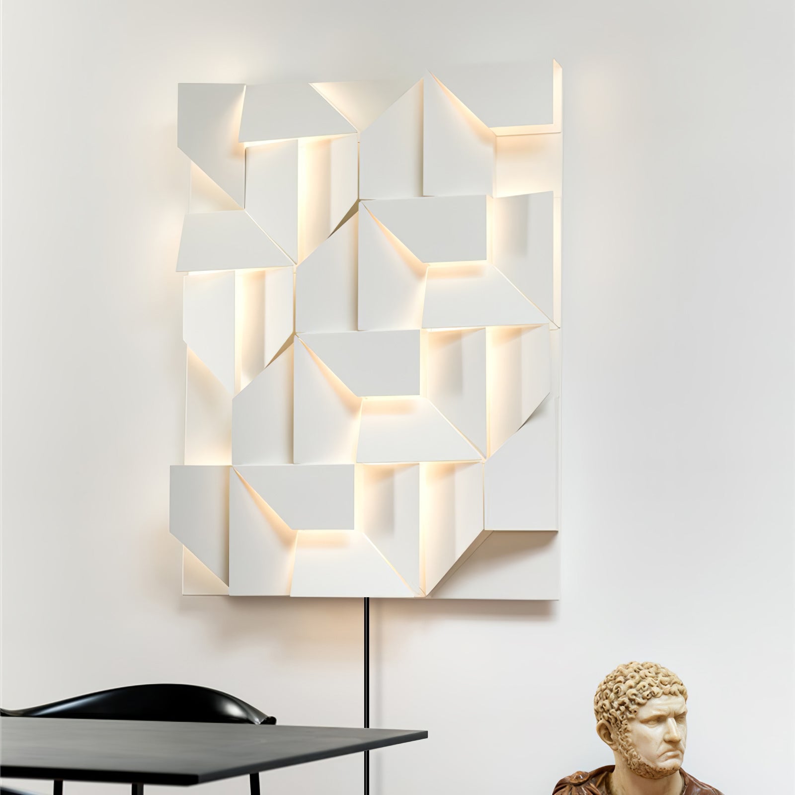 Shadows Grand Plug-in Sconce - Blowlighting
