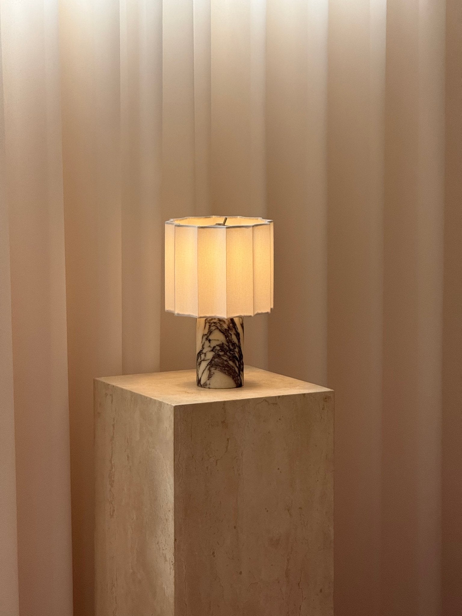 Orbis Veil Table Lamp - Blowlighting