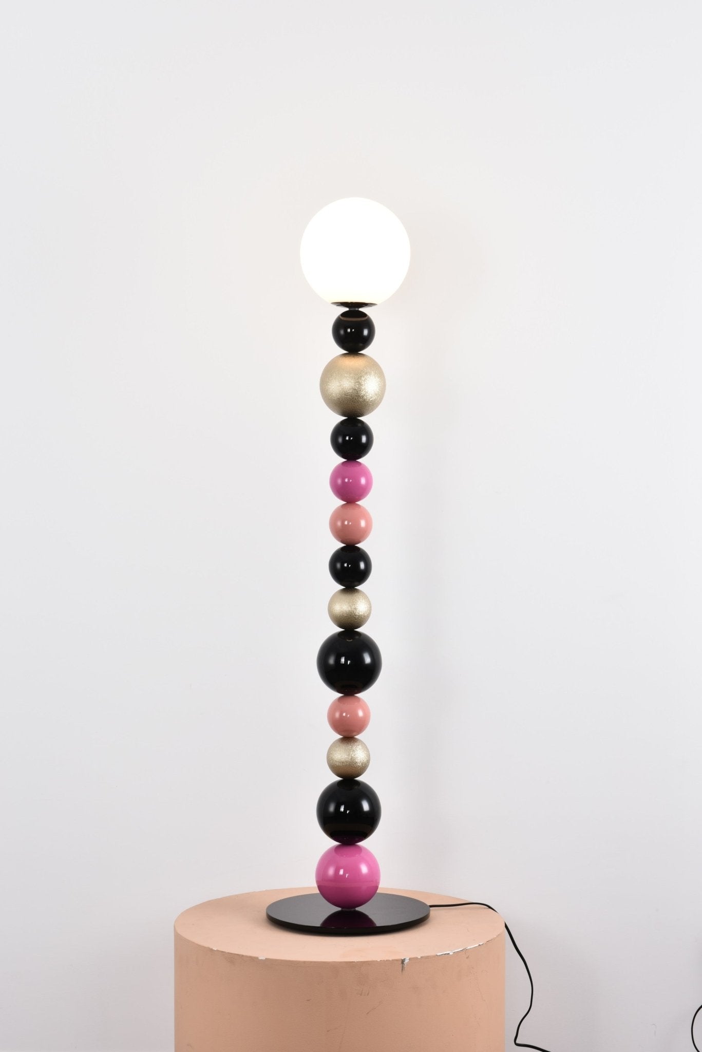 Round Balls Stacking Floor Lamp - Blowlighting
