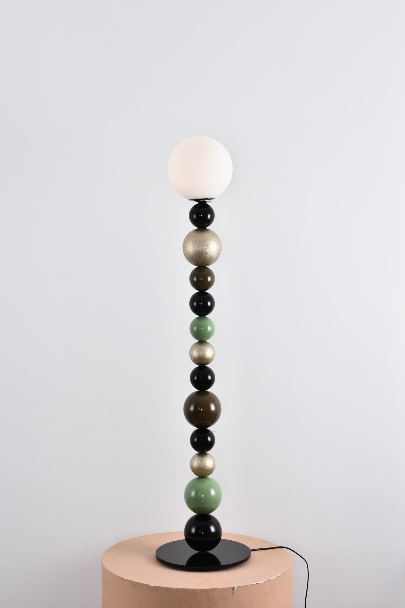 Round Balls Stacking Floor Lamp - Blowlighting