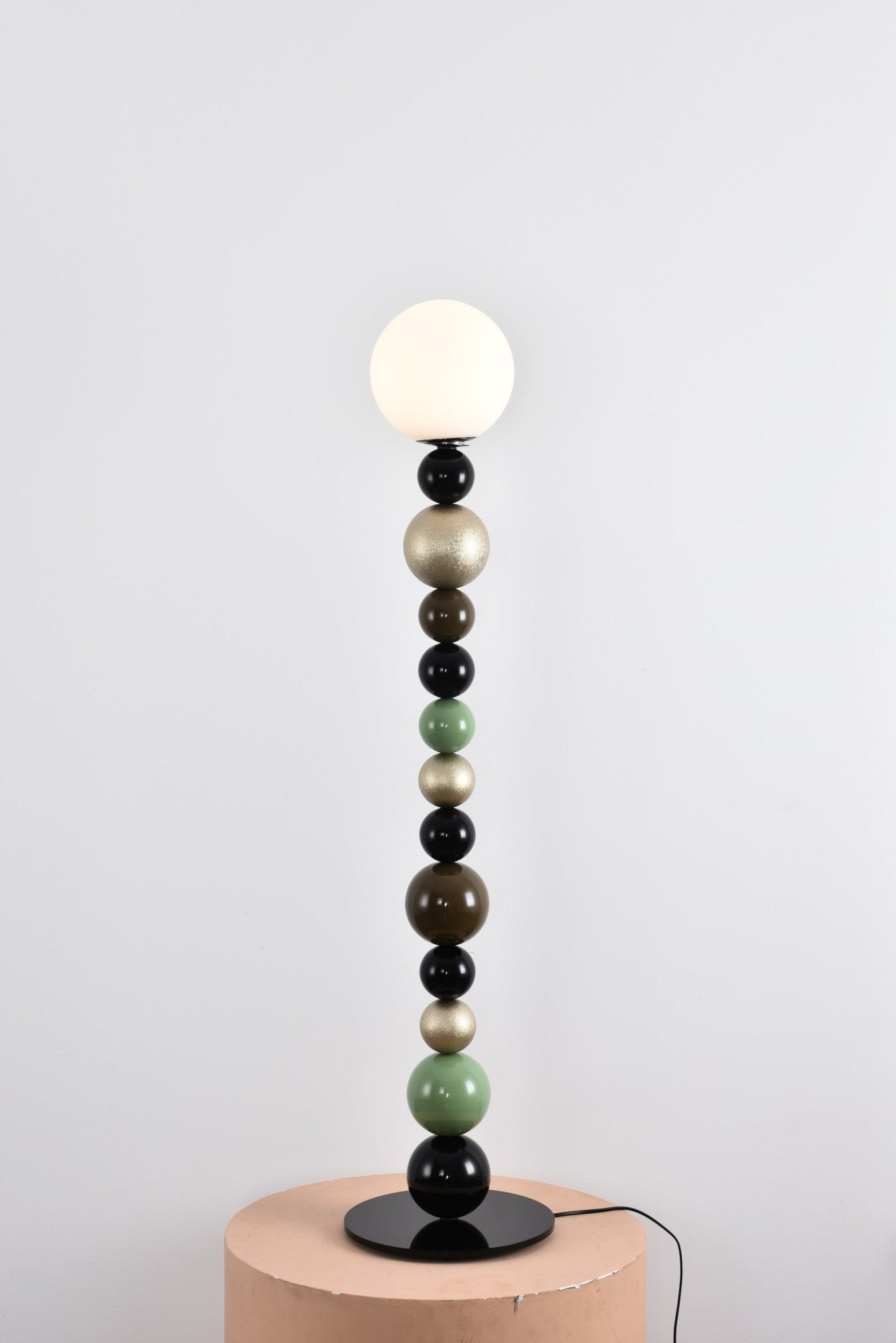 Round Balls Stacking Floor Lamp - Blowlighting