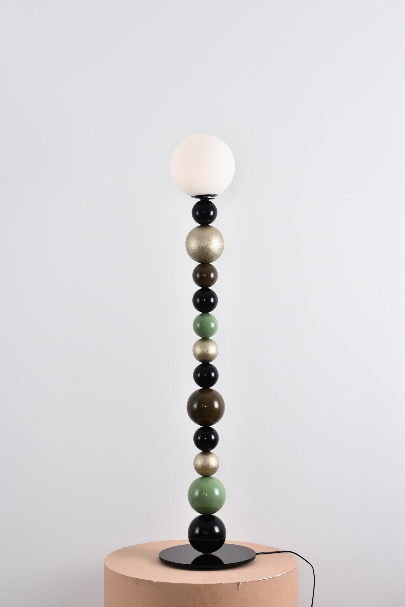 Round Balls Stacking Floor Lamp - Blowlighting