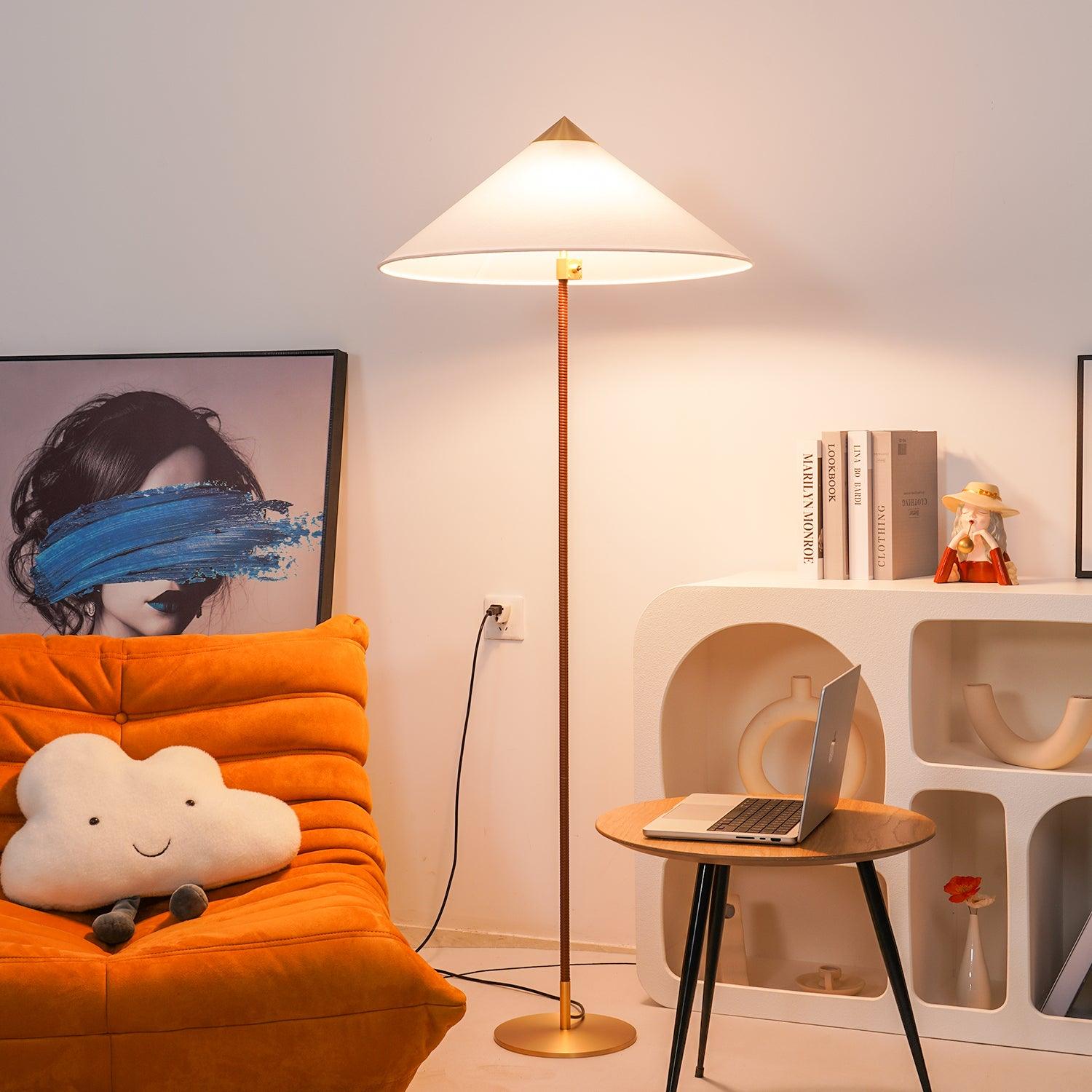 Tynell Floor Lamp - Blowlighting