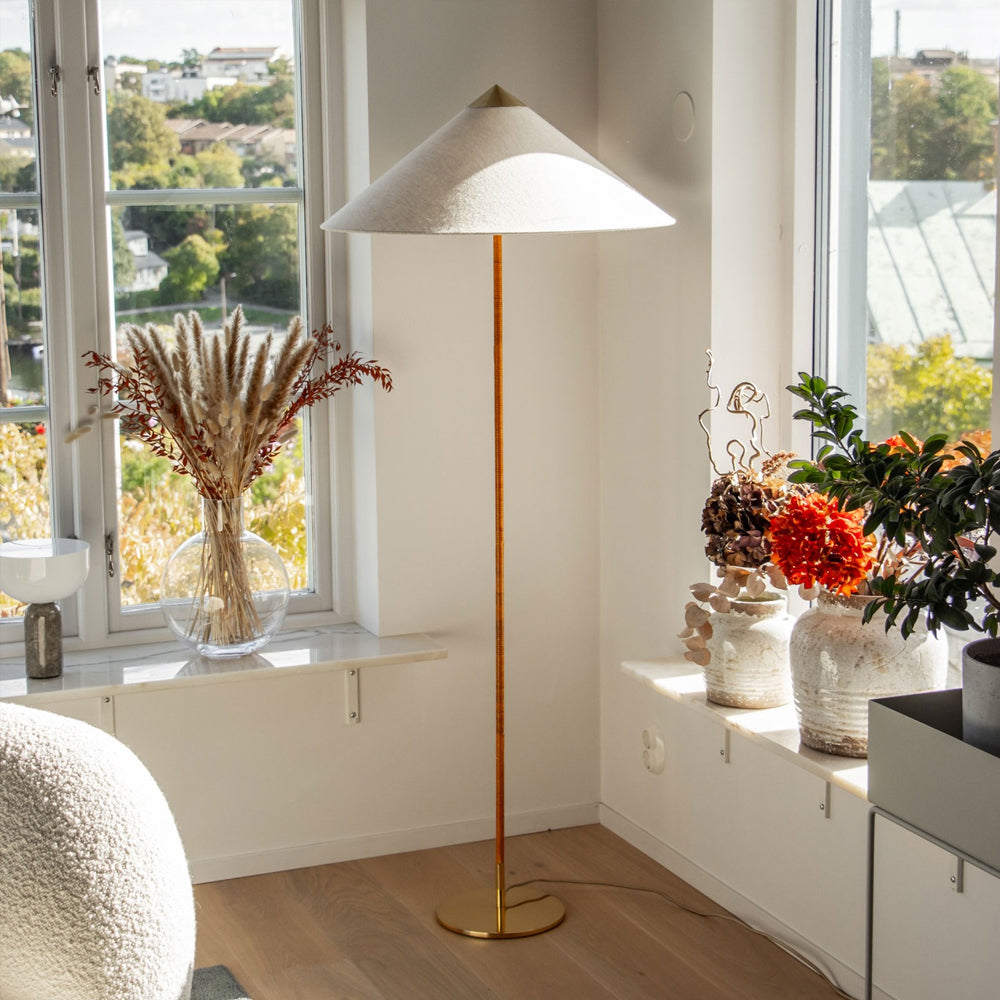 Tynell Floor Lamp - Blowlighting