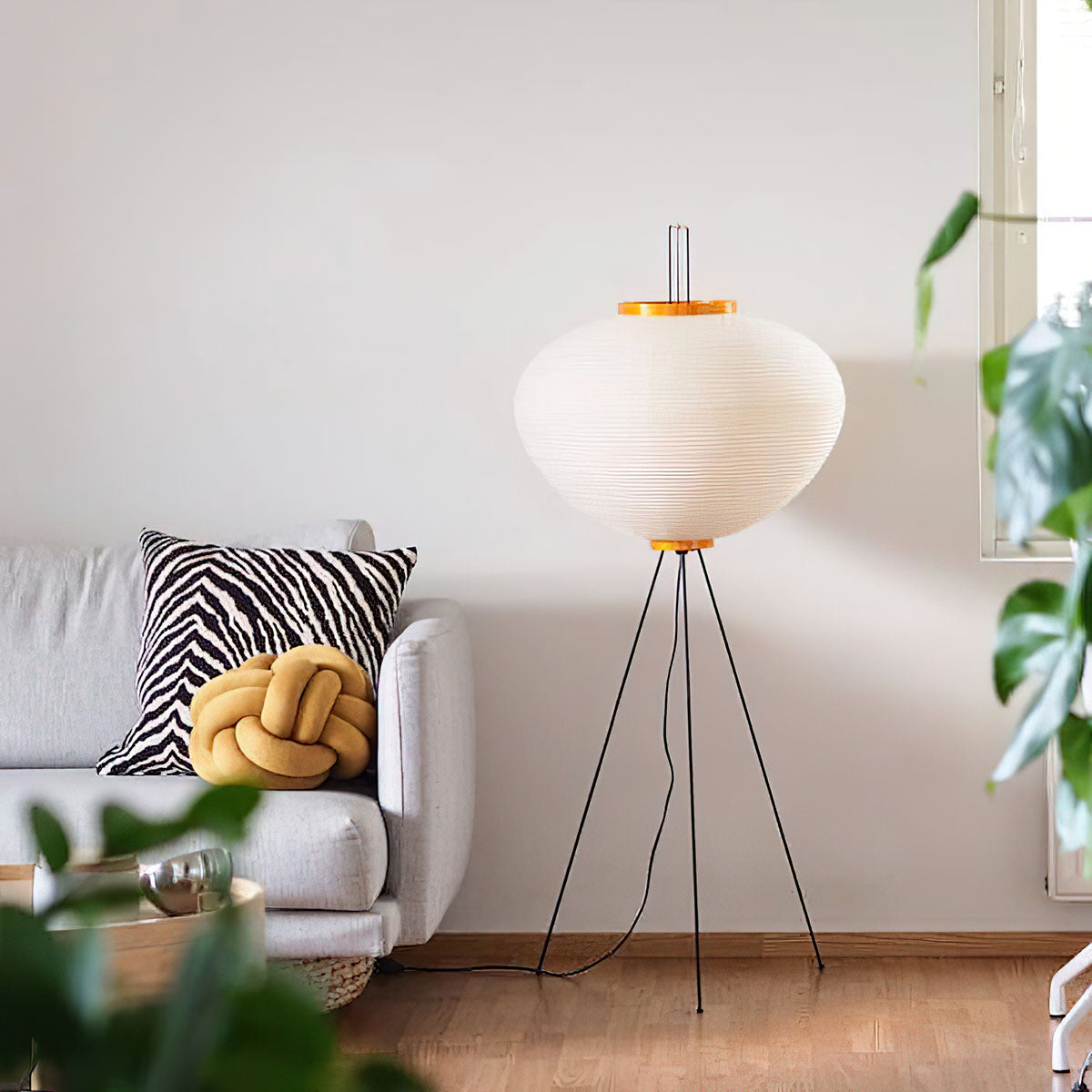 Rice Paper Floor Lamp - Blowlighting