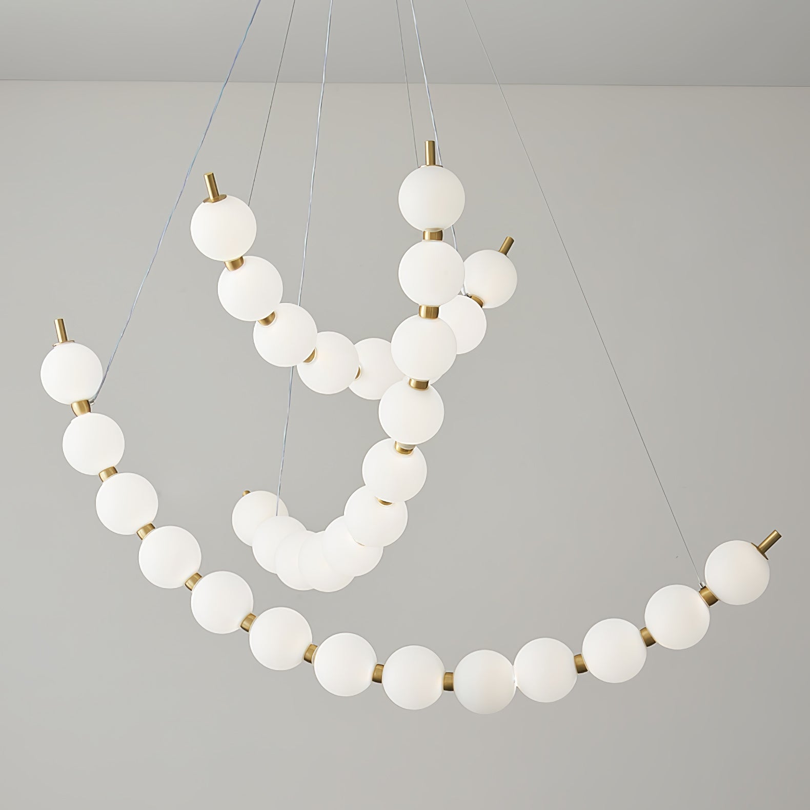 Cetalan Elegance Art Pearls Plastic Chandelier - Blowlighting