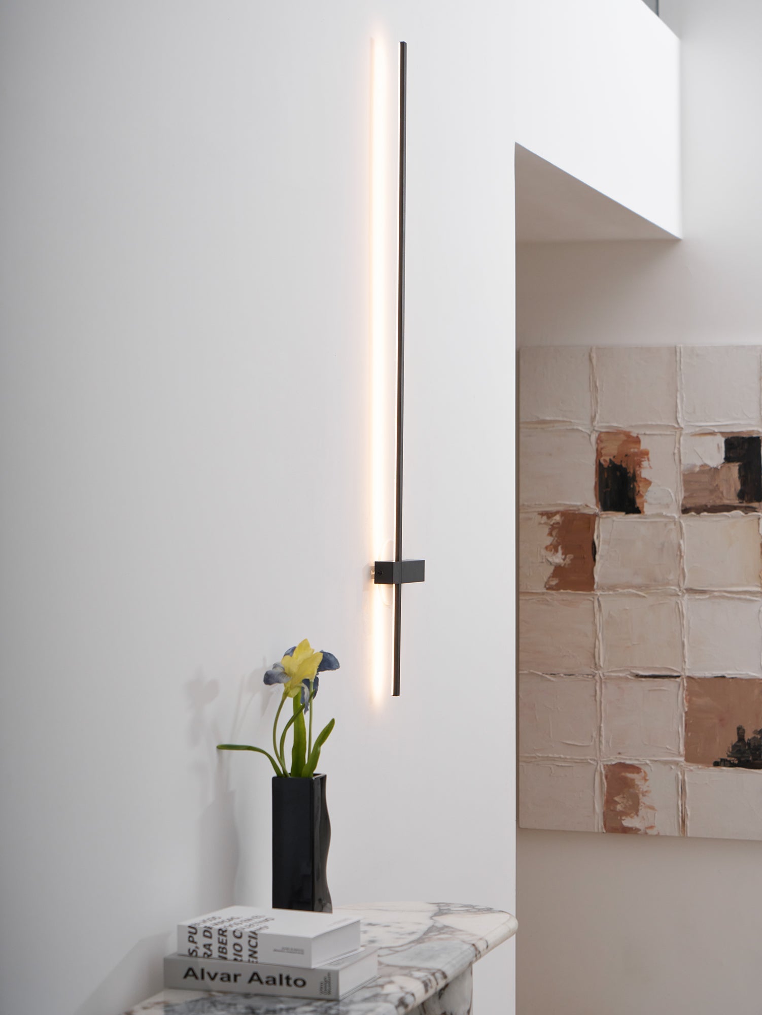 Adeline Linear Sconce - Vakkerlight