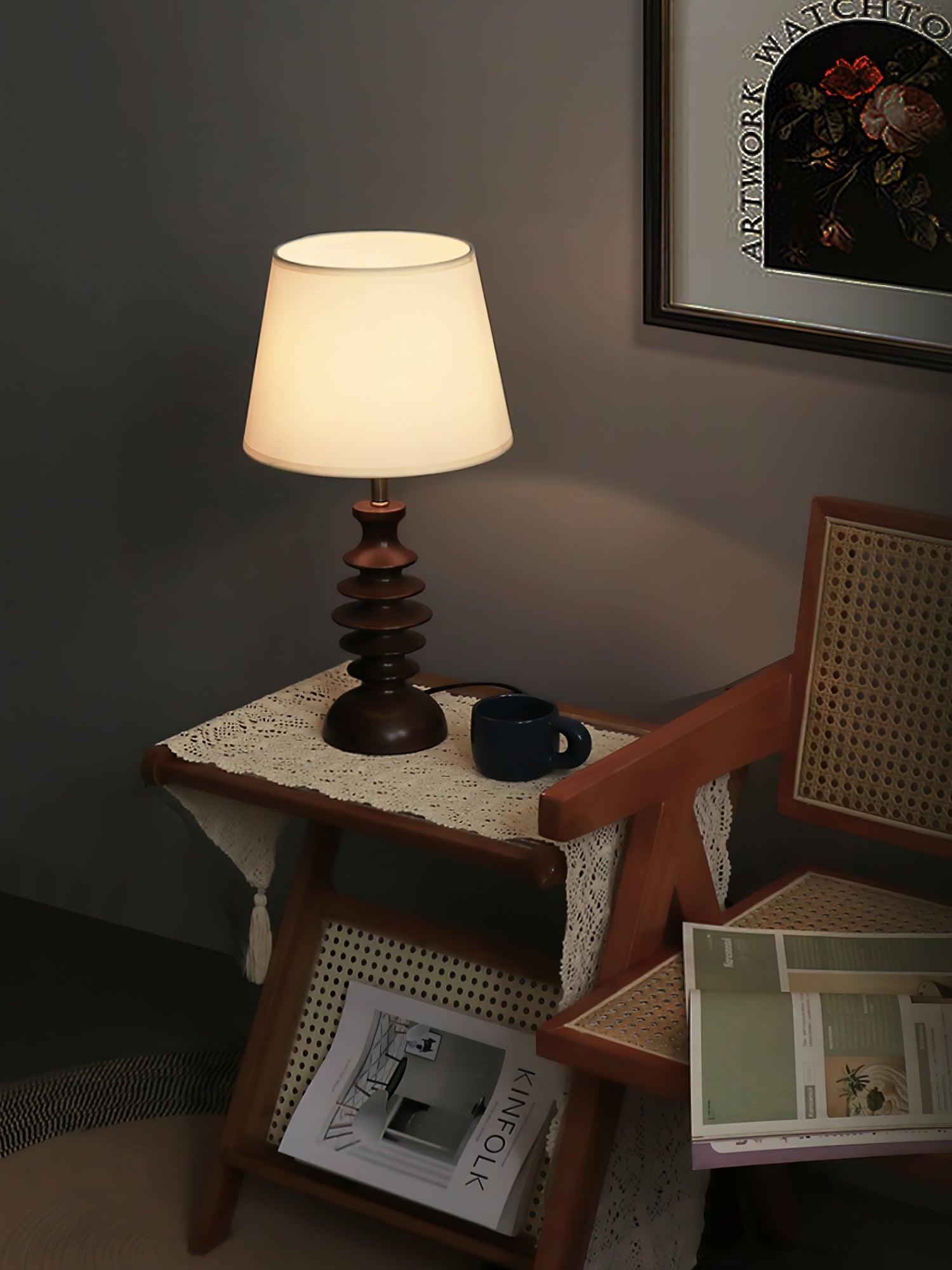 Adesso Beatrice Table Lamp - Blowlighting