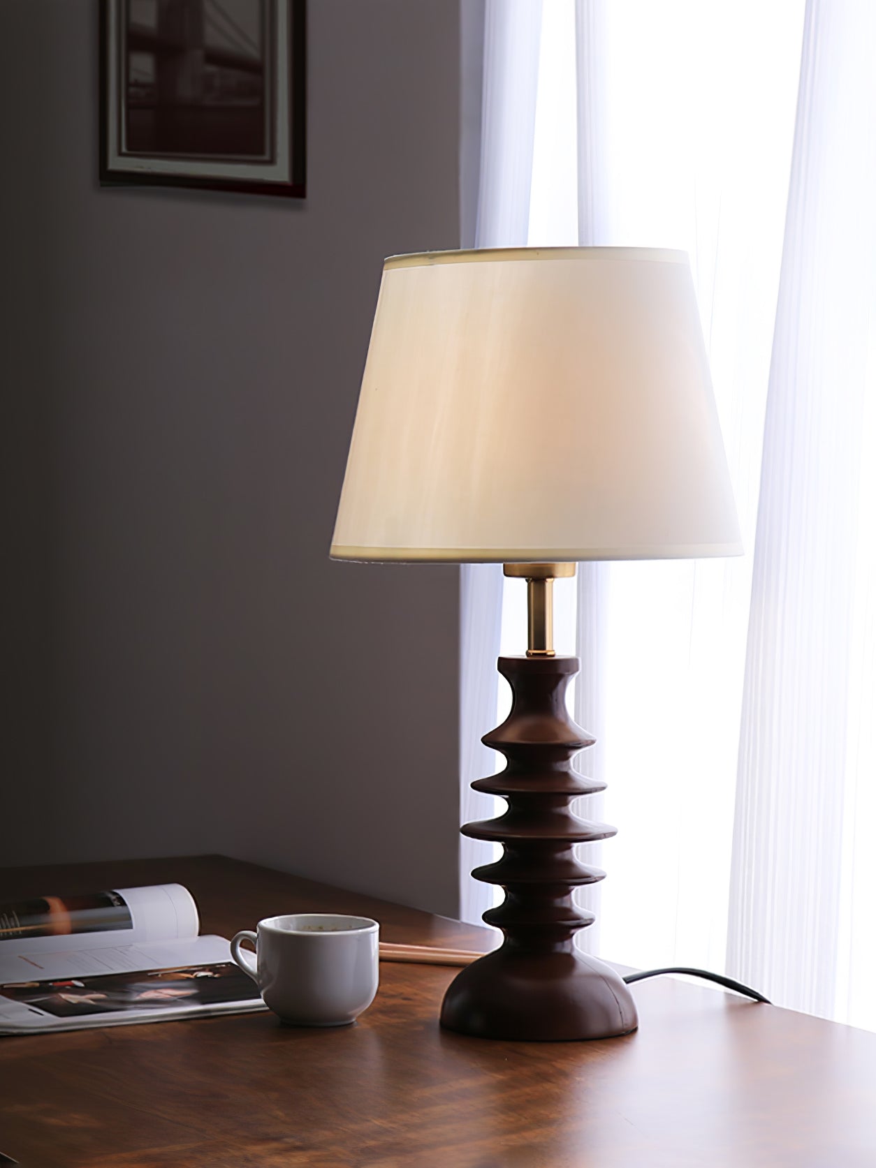 Adesso Beatrice Table Lamp - Blowlighting