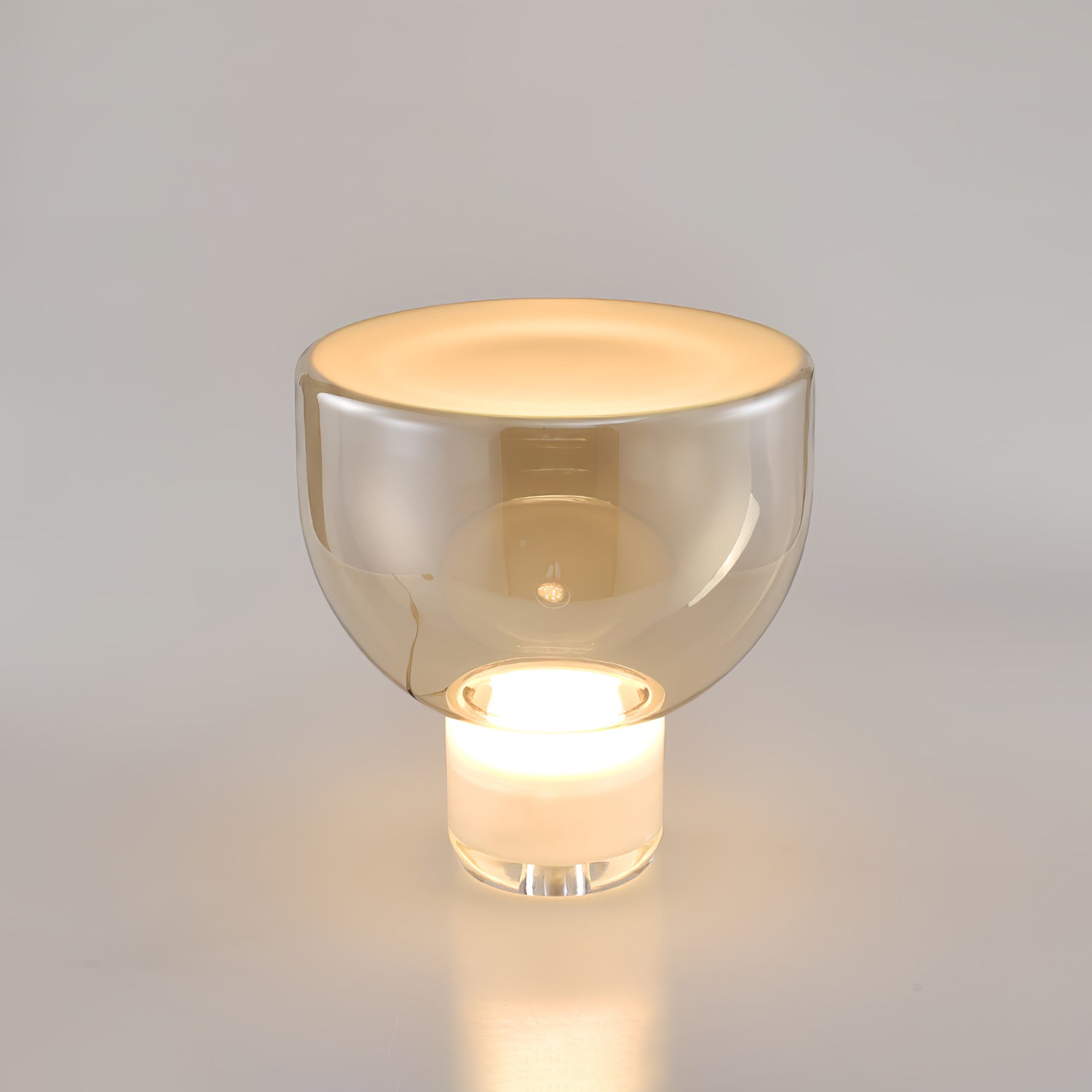 Aella Table Lamp - Blowlighting
