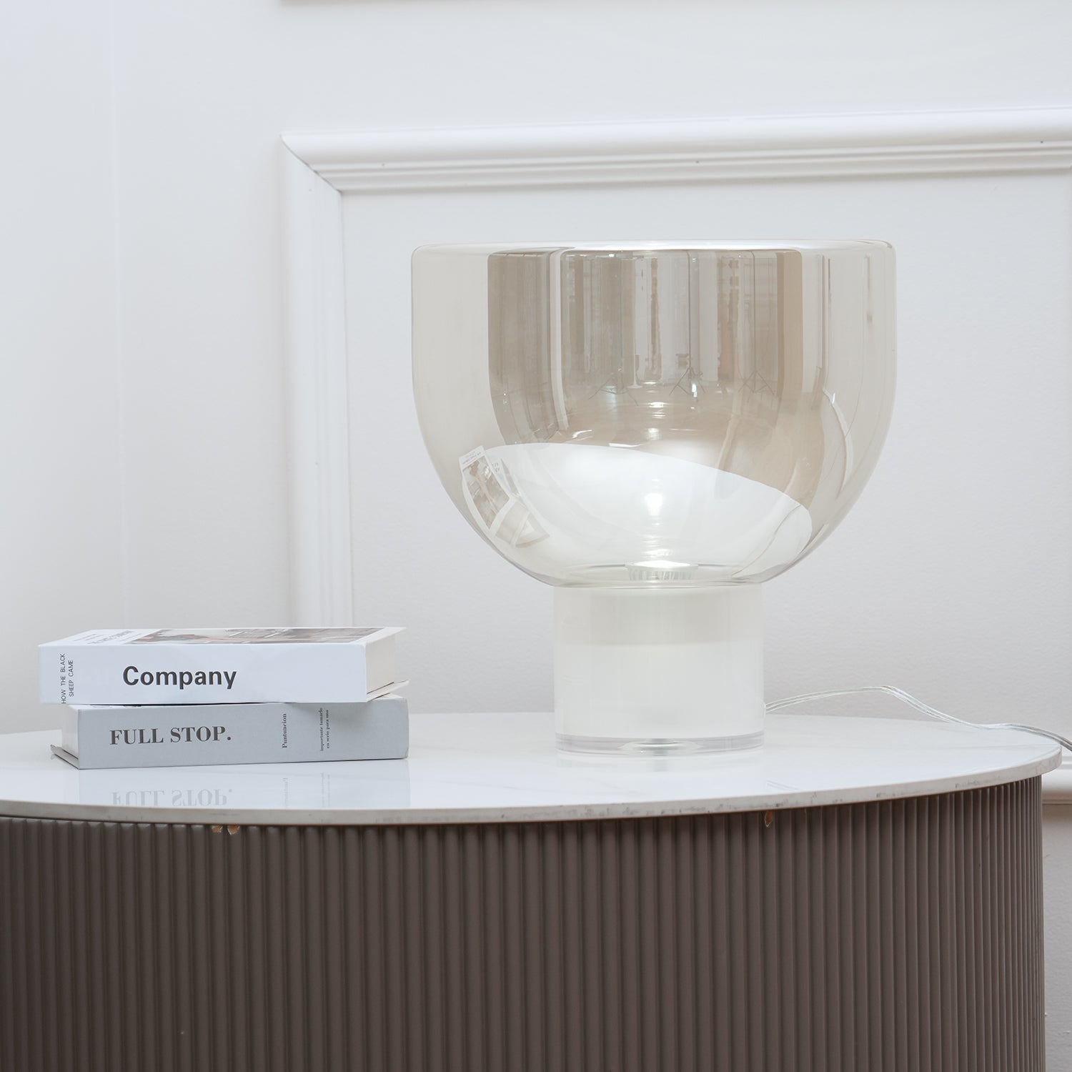 Aella Table Lamp - Blowlighting