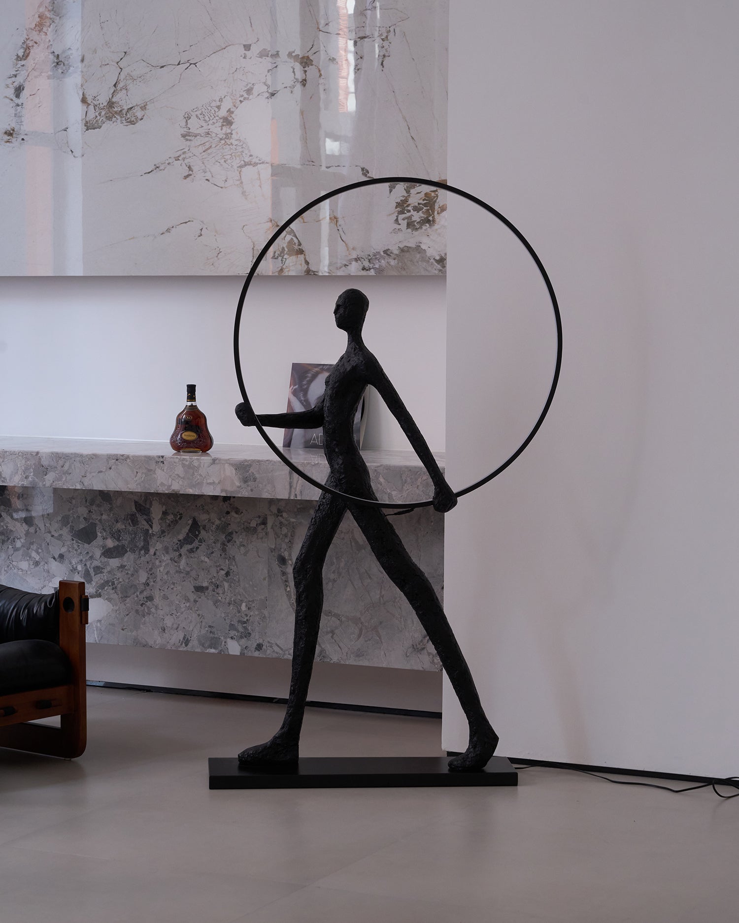 Aeon Sculpture Floor Lamp - Blowlighting