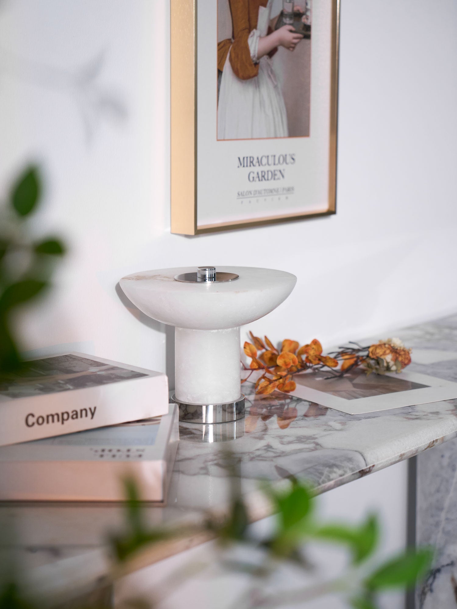 Eurnoran Mushroom Shaped Alabaster Table Lamp - Blowlighting