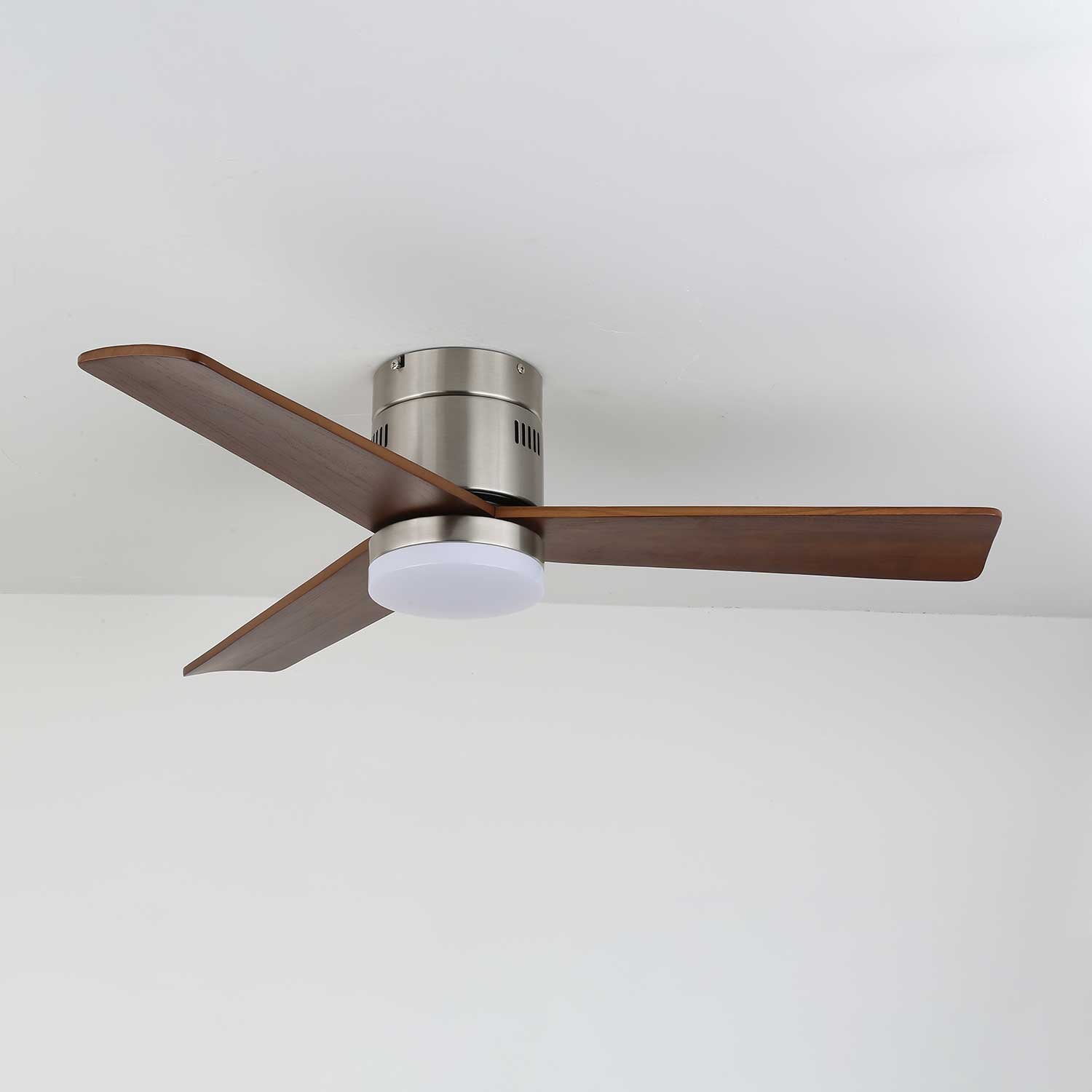 Eris Minimalist Wood Ceiling Fan Light - Blowlighting