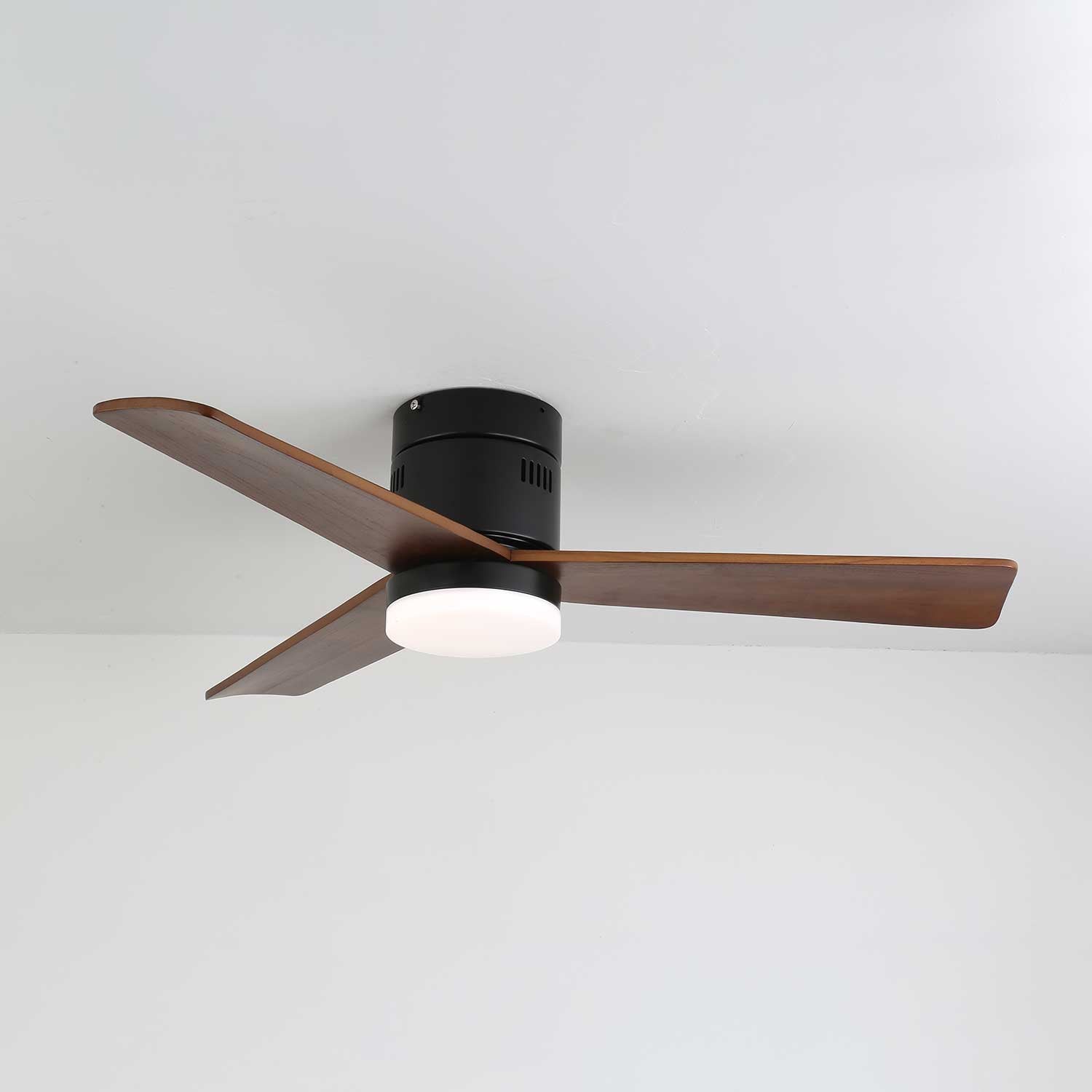 Eris Minimalist Wood Ceiling Fan Light - Blowlighting