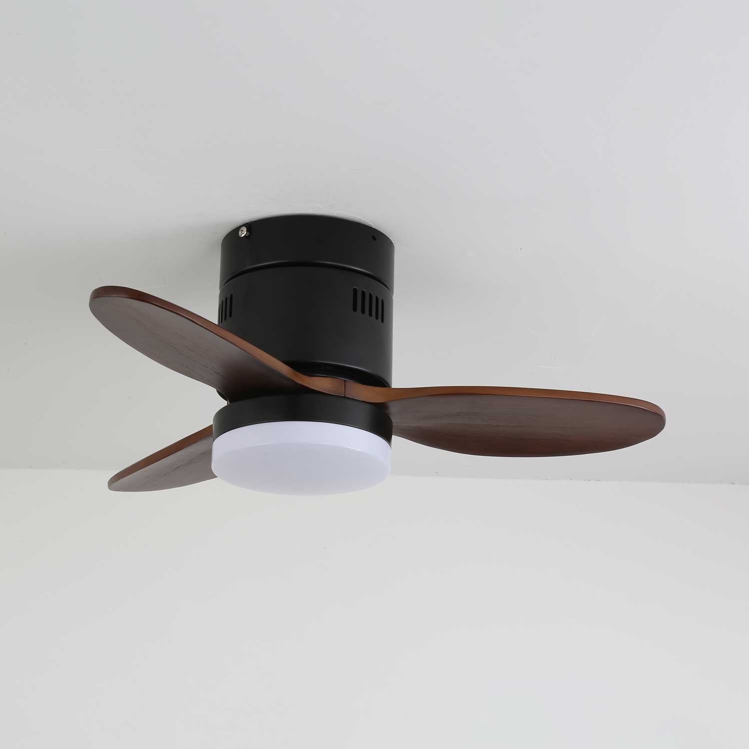 Eris Minimalist Wood Ceiling Fan Light - Blowlighting