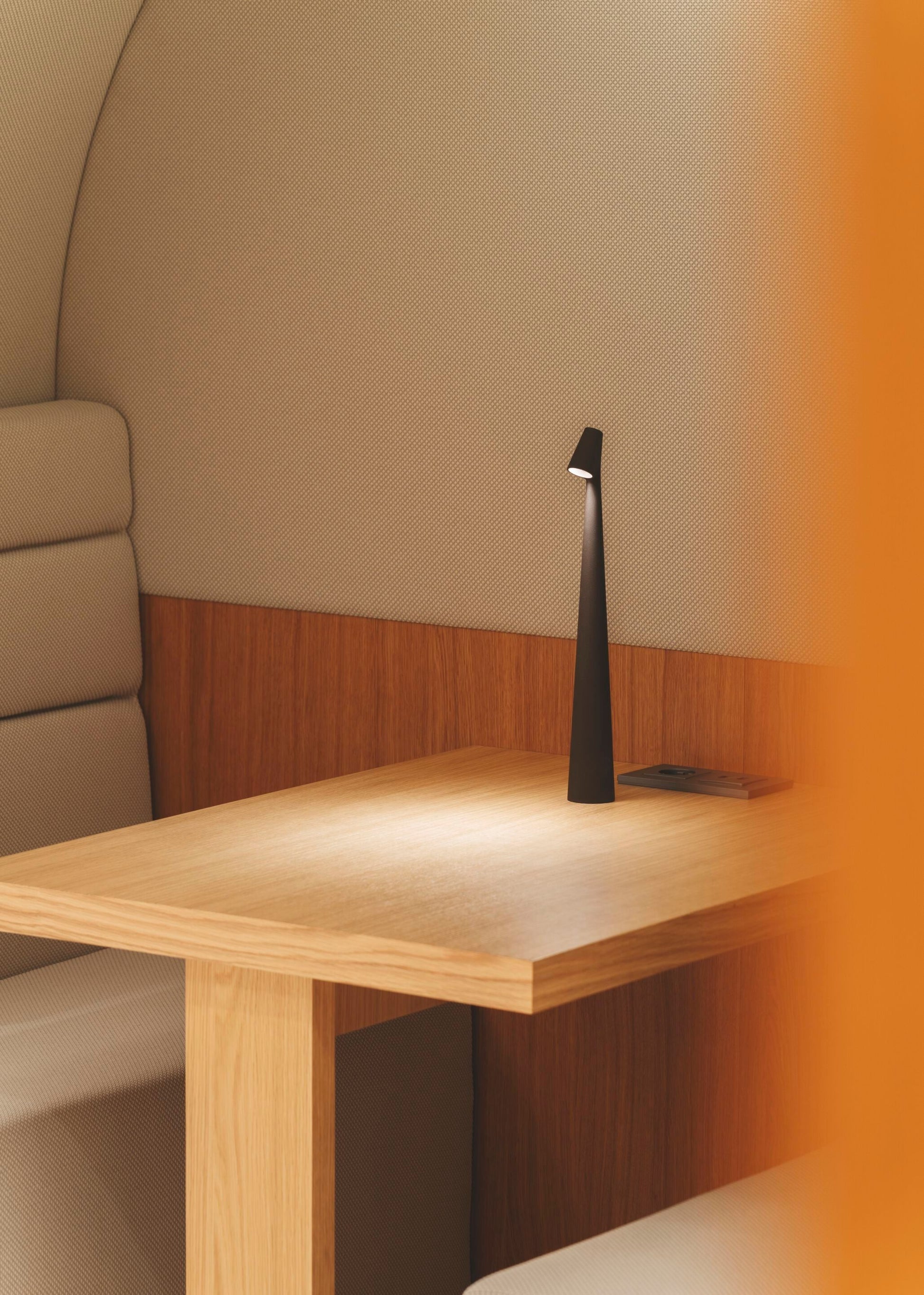 Africa Portable Table Lamp - Blowlighting