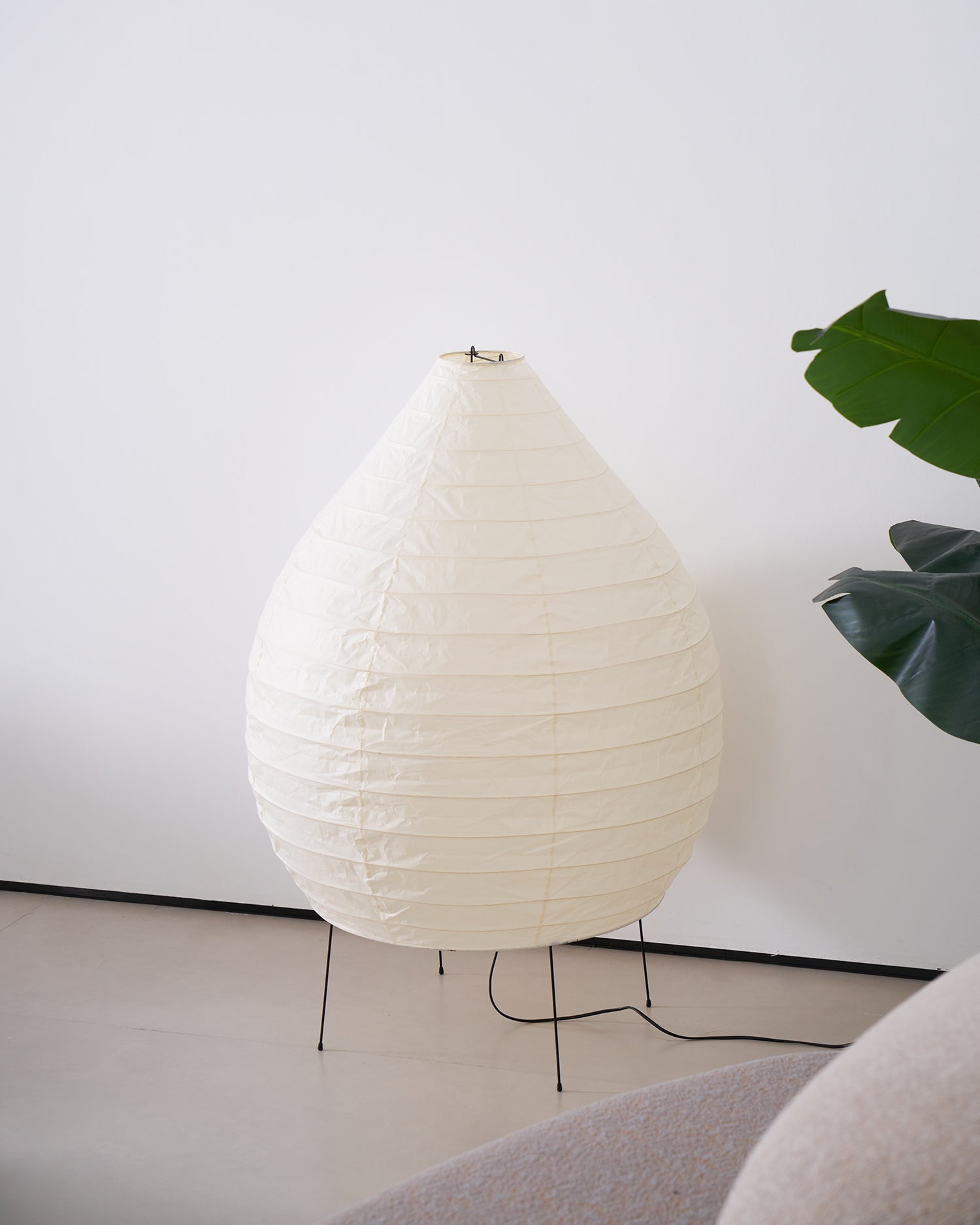 Hazel Modern Metal Floor Lamp - Blowlighting