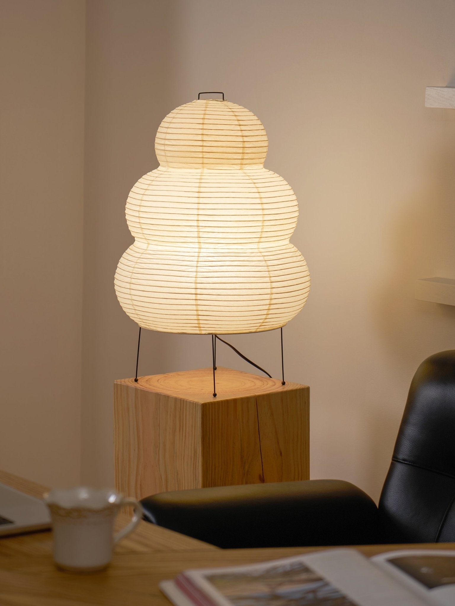 Akari Paper Table Lamp - Blowlighting