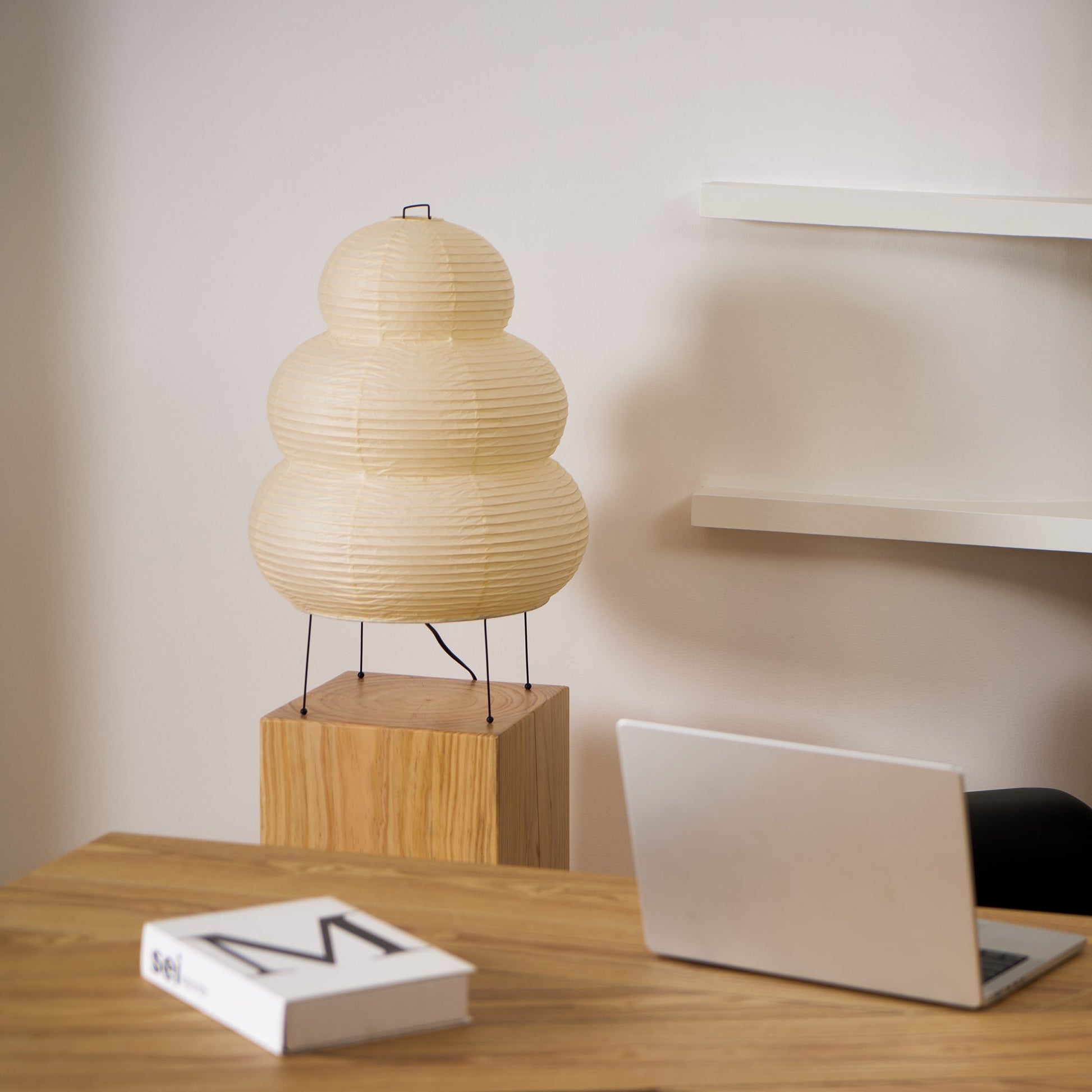 Akari Paper Table Lamp - Blowlighting