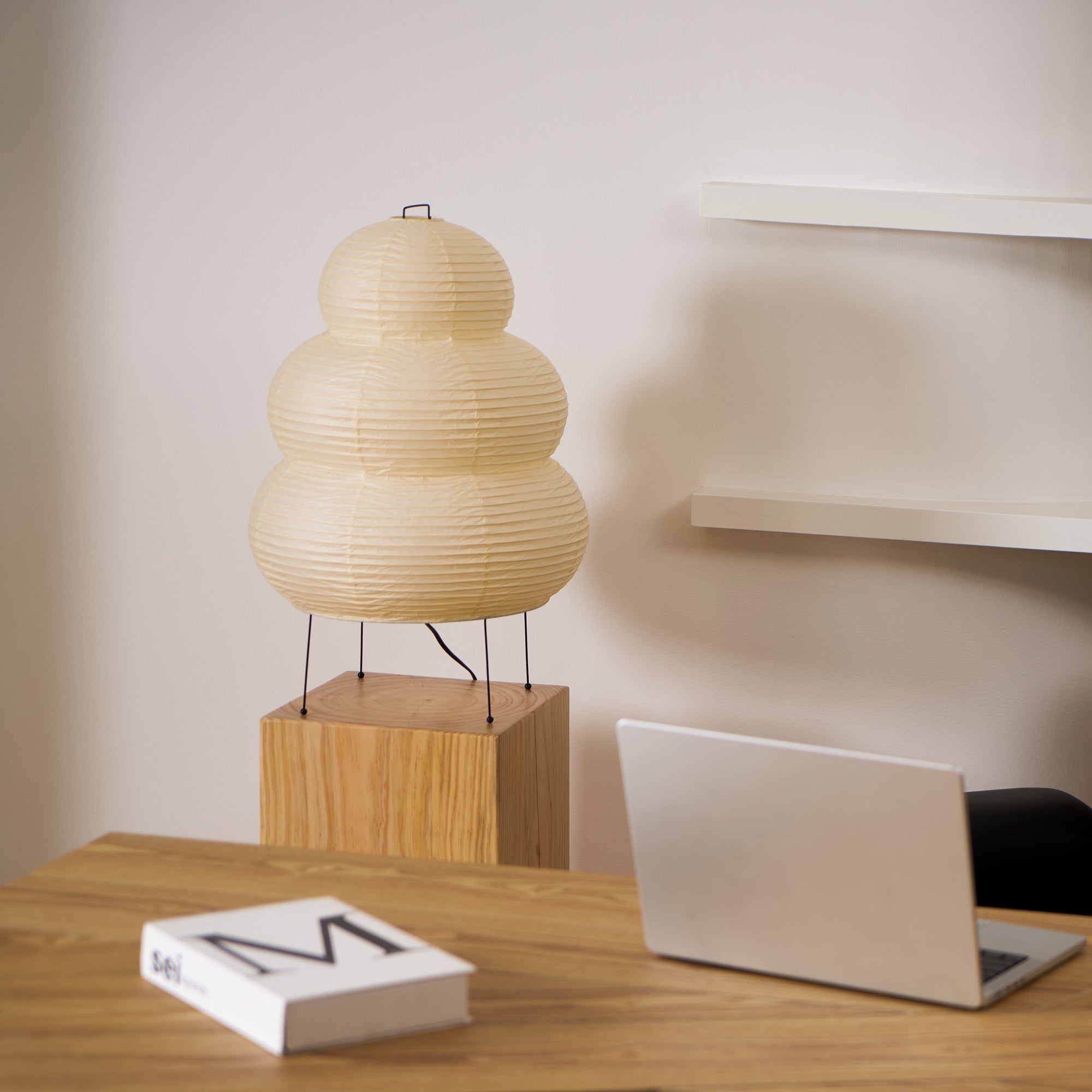 Akari Paper Table Lamp - Blowlighting