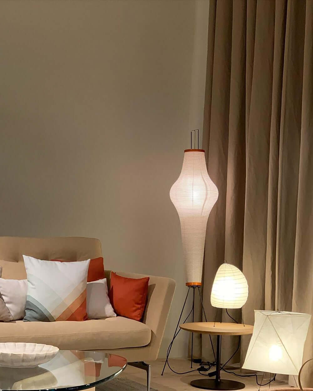 Rice Paper Floor Lamp - Blowlighting