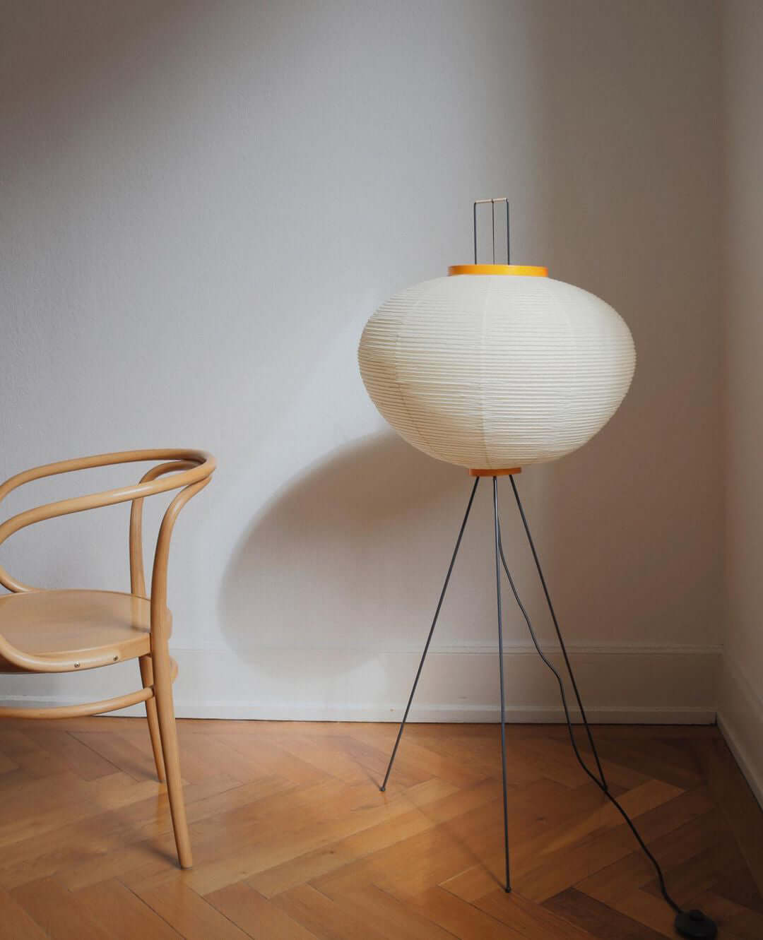 Rice Paper Floor Lamp - Blowlighting