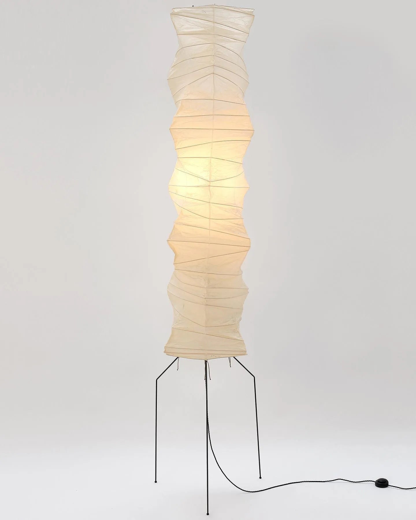 Rice Paper Floor Lamp - Blowlighting