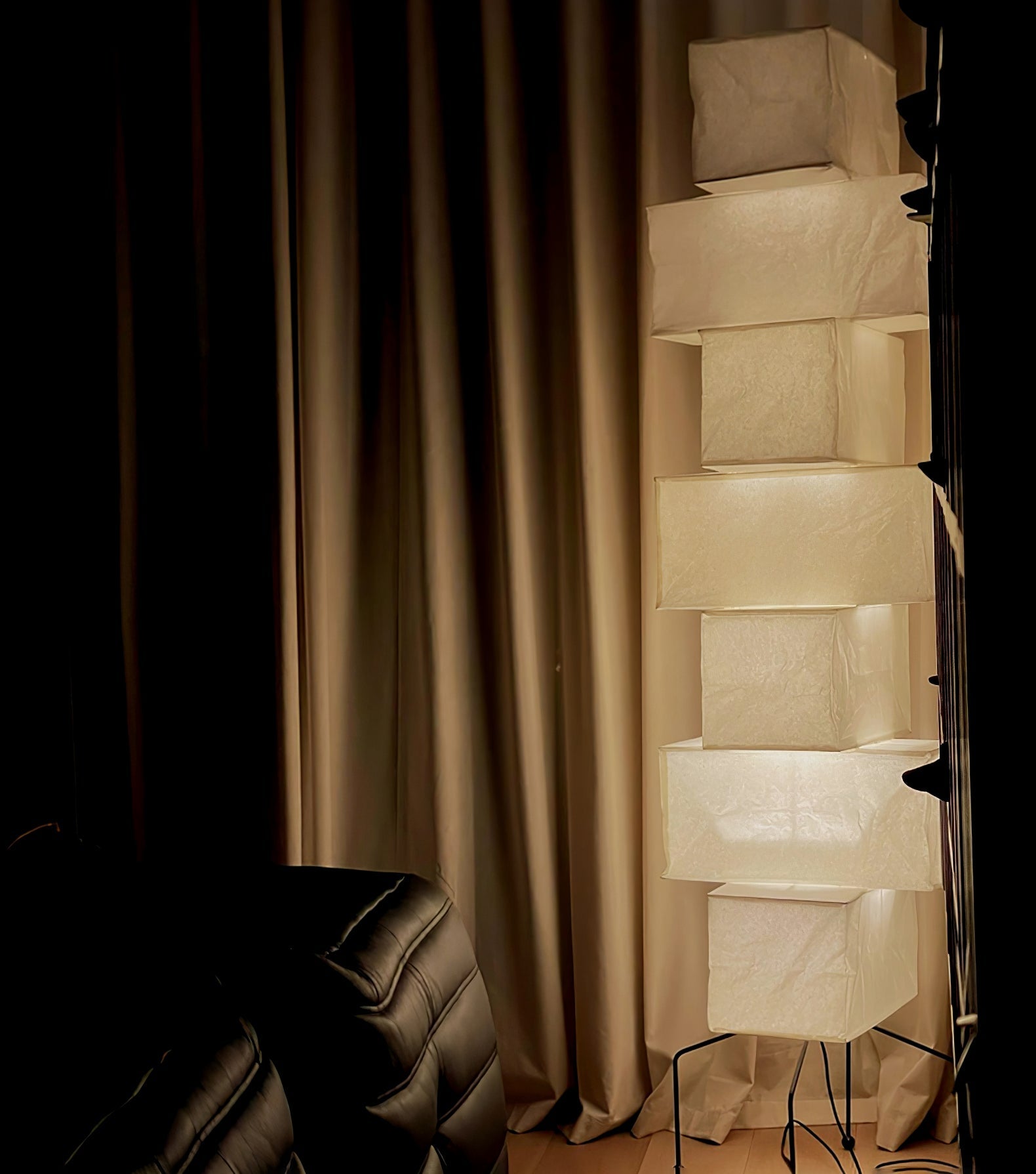 Lana Stacked Floor Lamp - Blowlighting