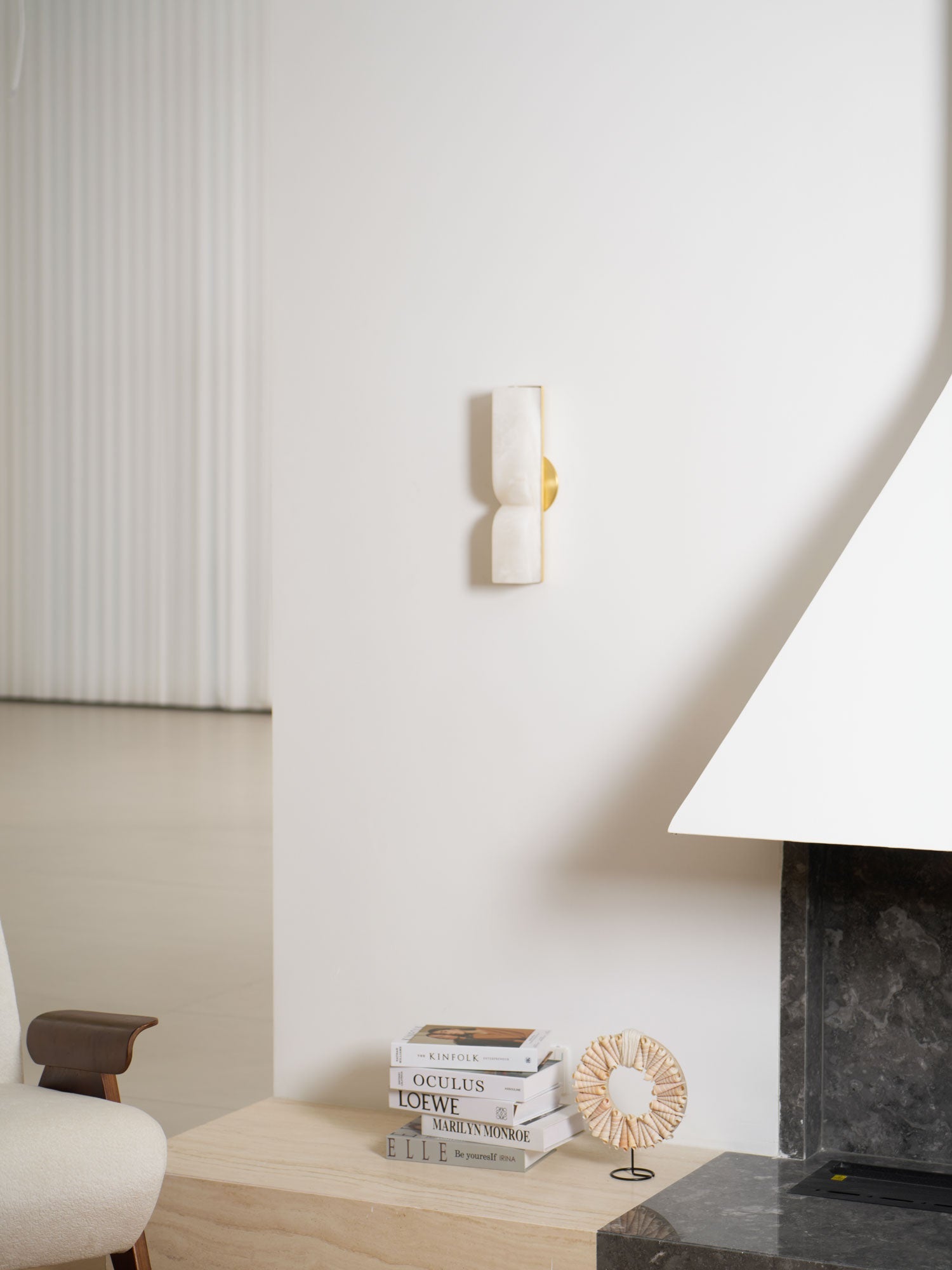 Lunaris Alabaster Rectangular Wall Lamp - Blowlighting