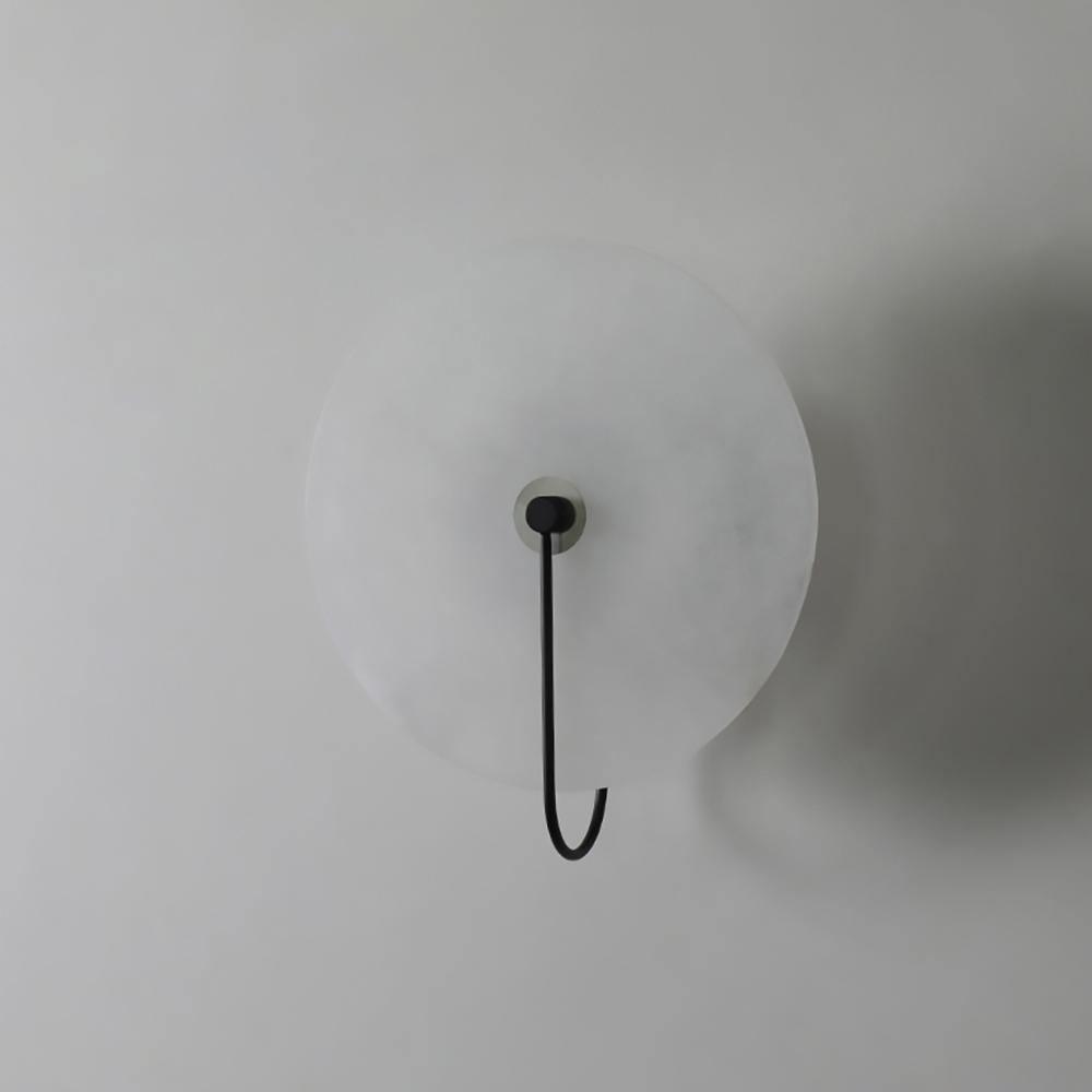 Elaris Alabaster Globe Wall Lamp - Blowlighting