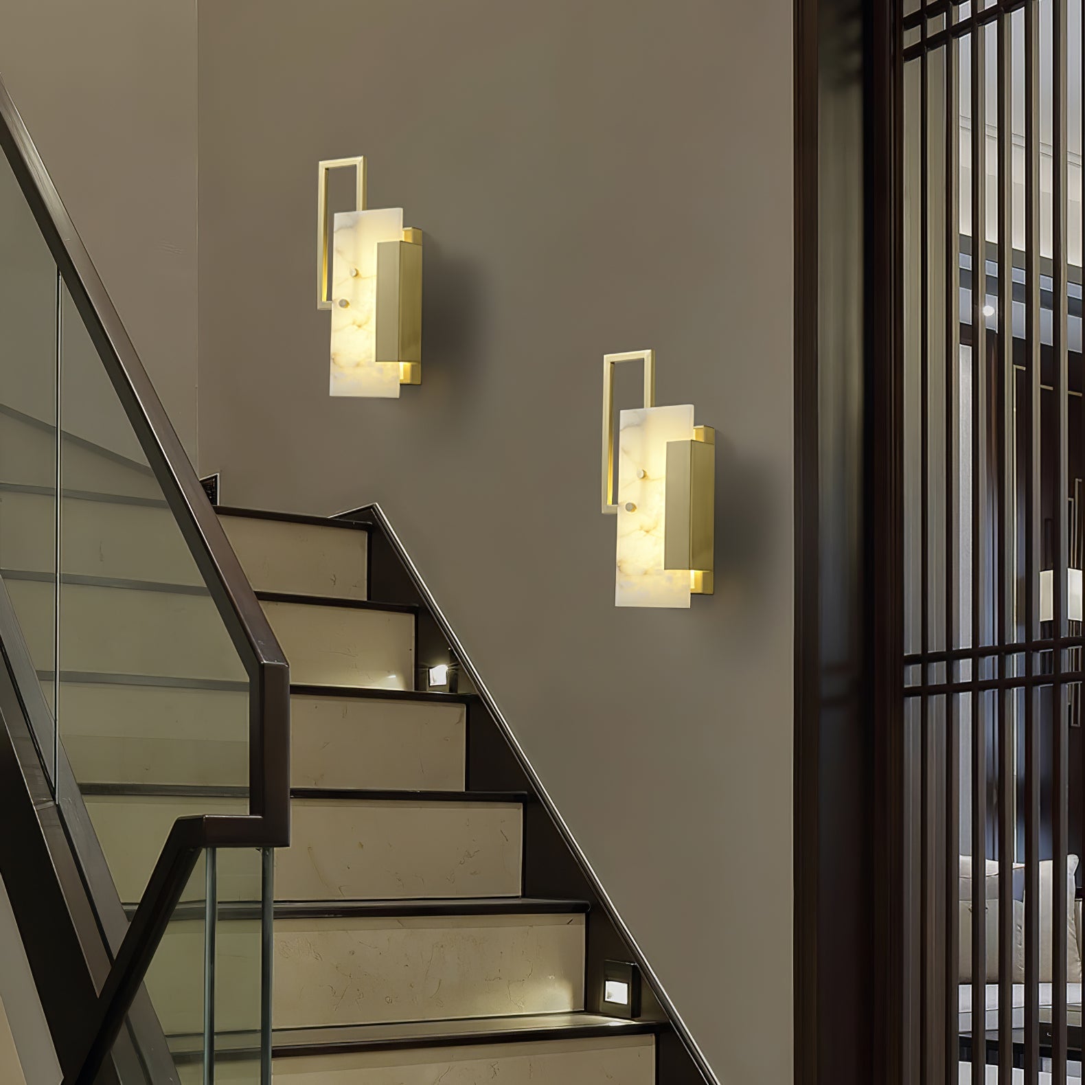 Orion Alabaster Wall Lamp - Blowlighting