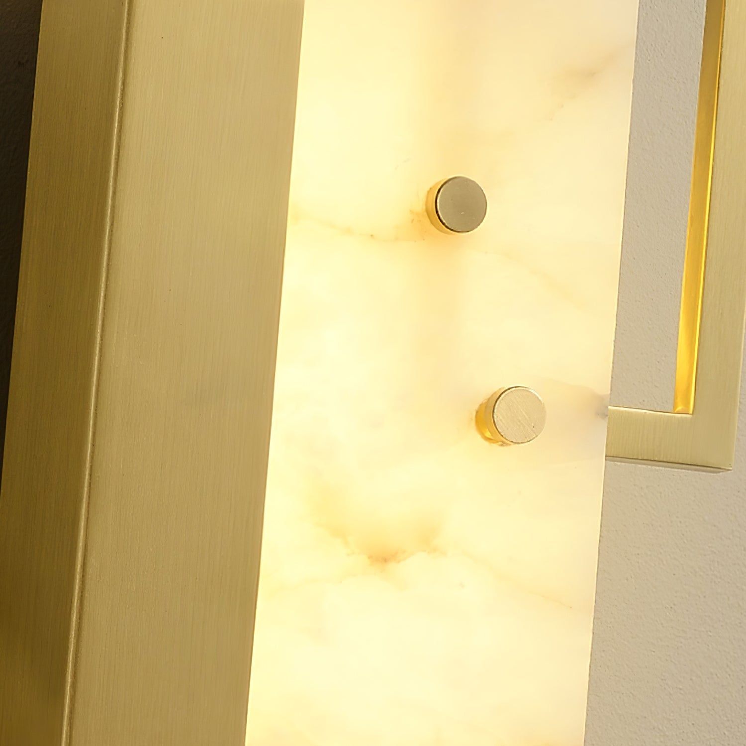 Orion Alabaster Wall Lamp - Blowlighting