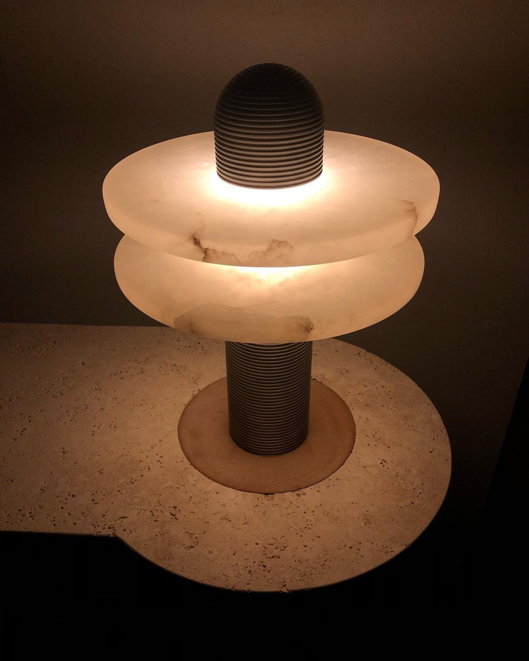 Nerio Modern Alabaster Table Lamp - Blowlighting