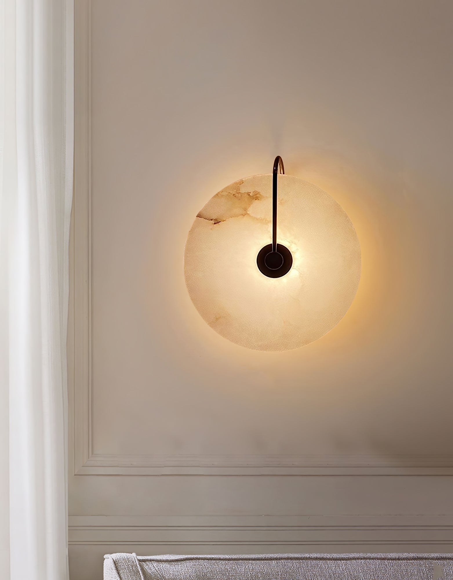 Elaris Alabaster Globe Wall Lamp - Blowlighting