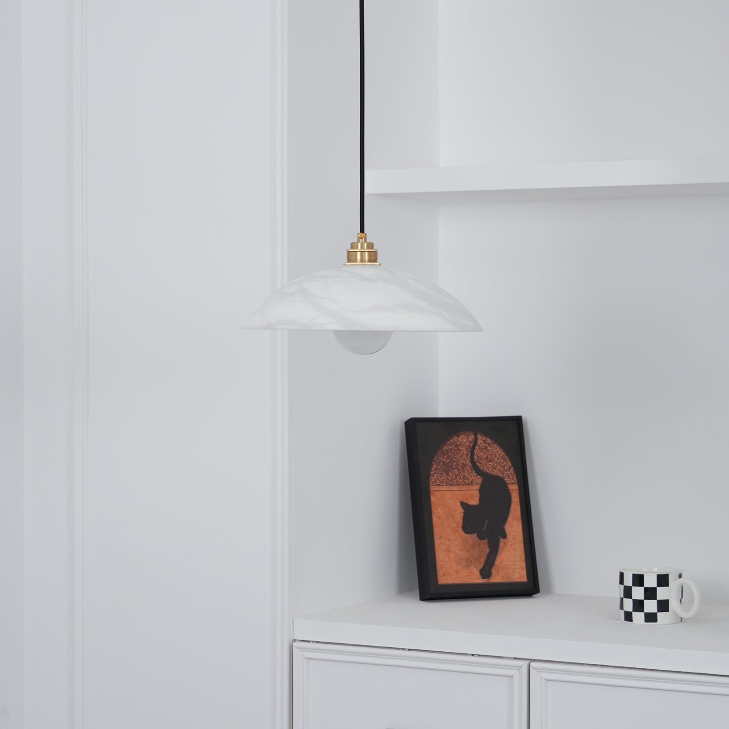 Nerea Minimalist Alabaster Pendant Light - Blowlighting