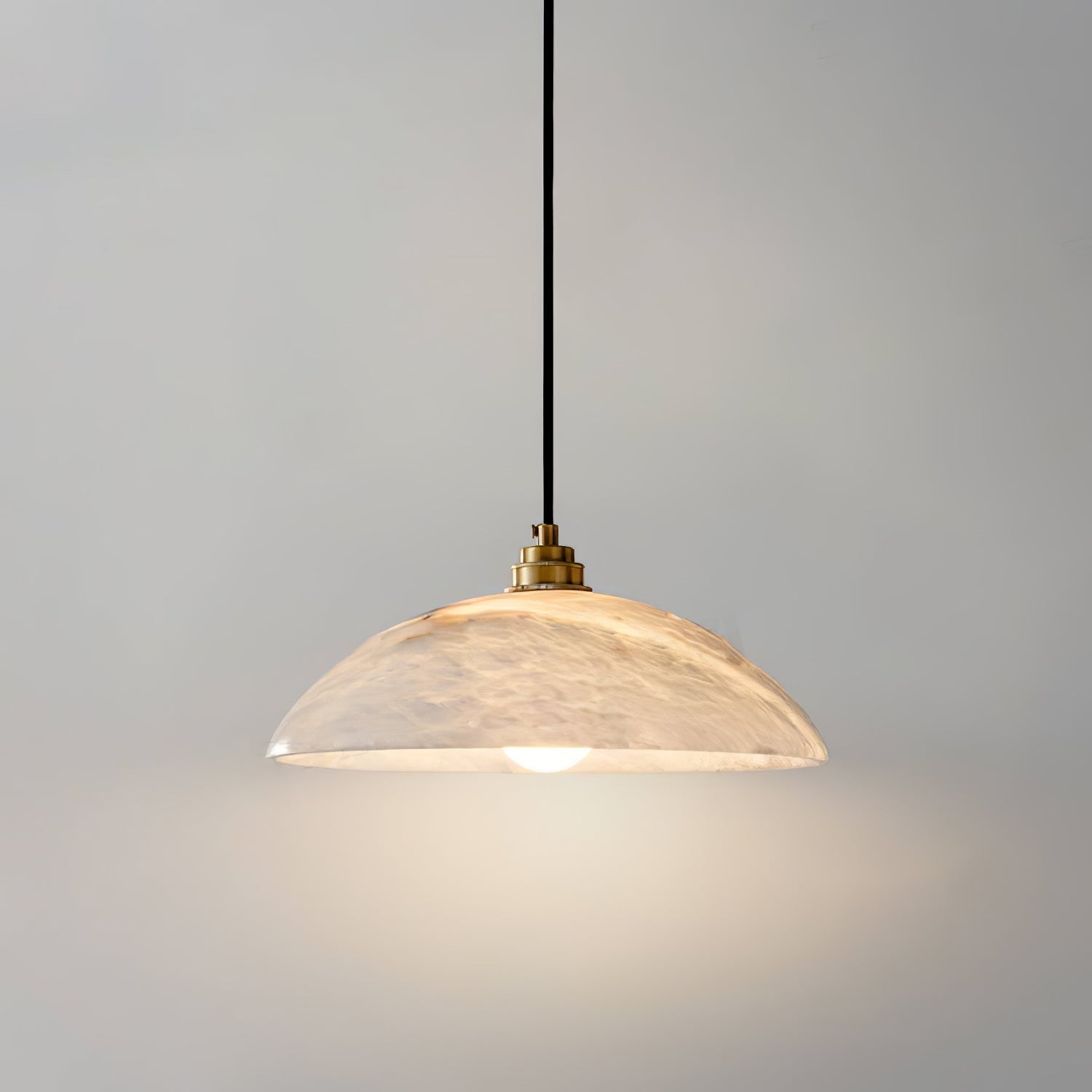 Nerea Minimalist Alabaster Pendant Light - Blowlighting